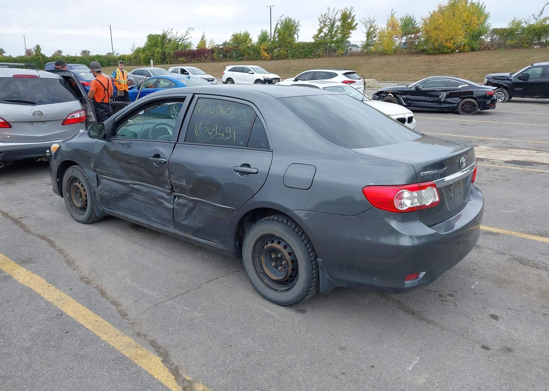 2011 TOYOTA COROLLA