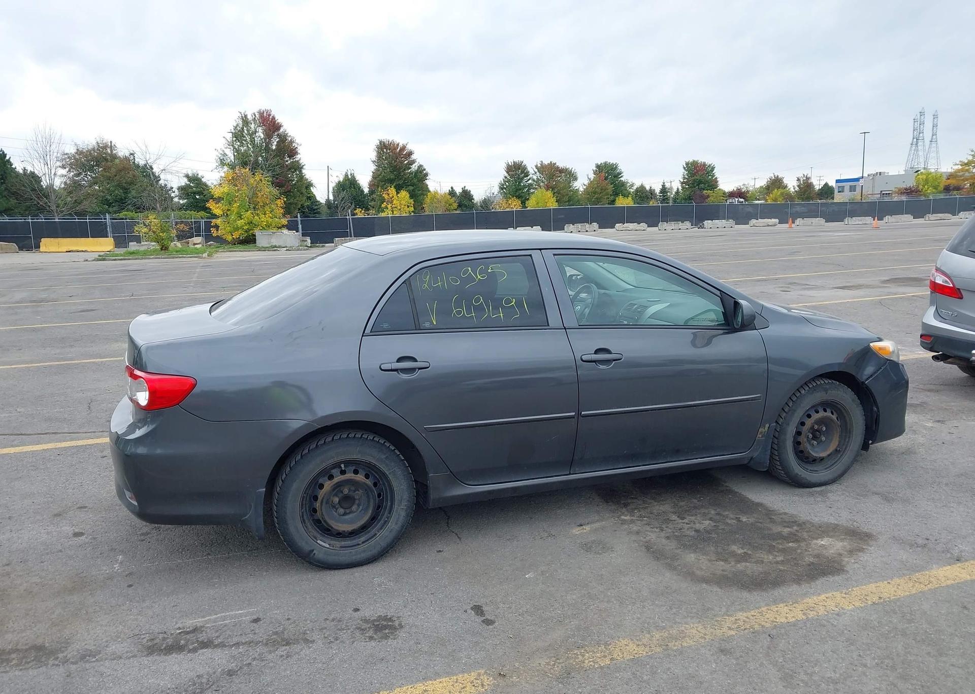 2011 TOYOTA COROLLA