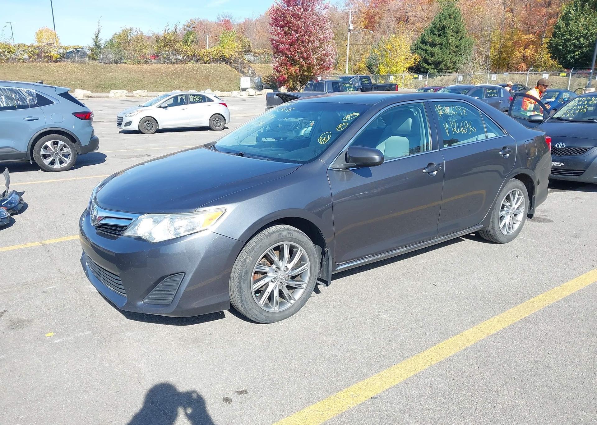 2012 TOYOTA CAMRY