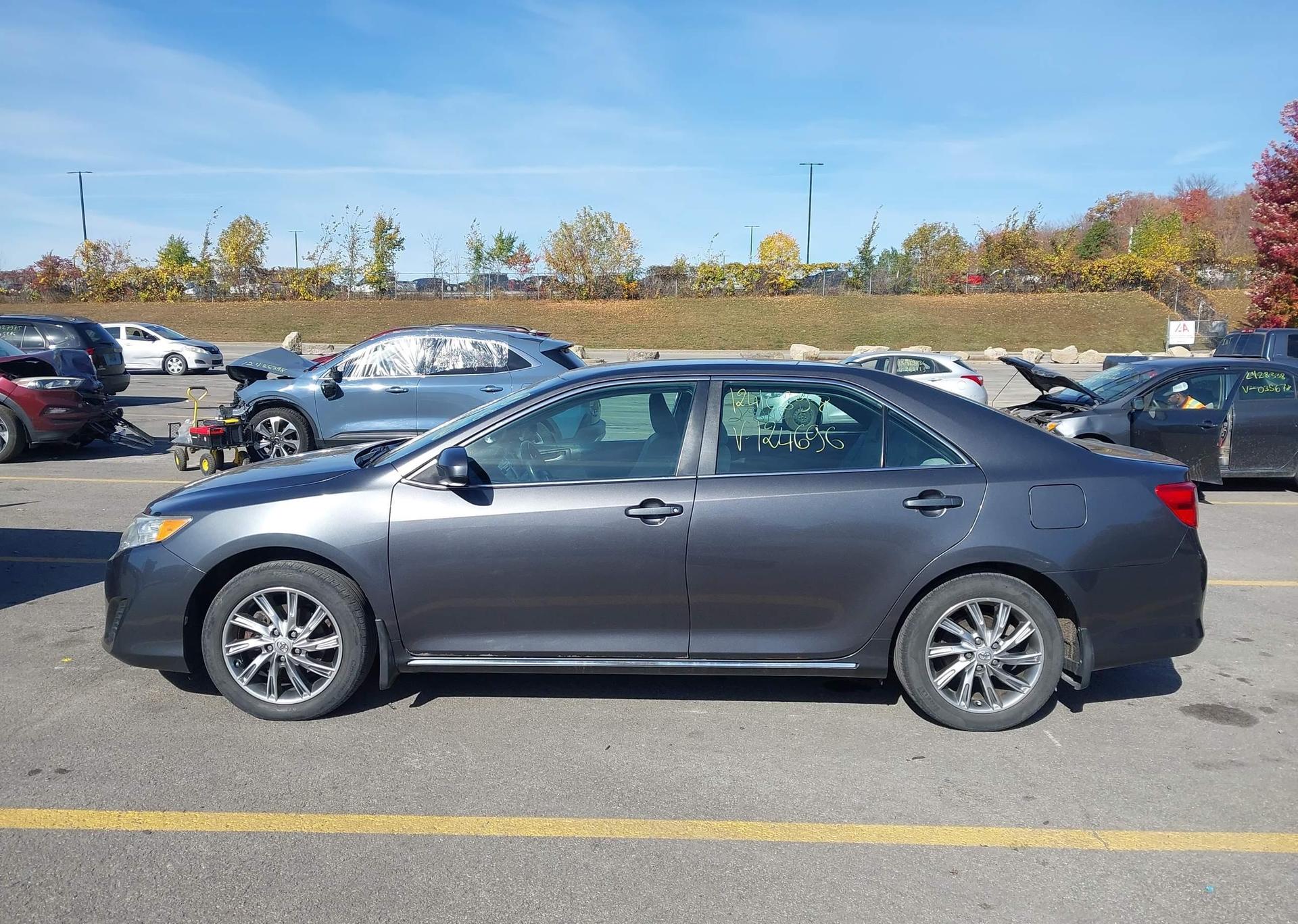 2012 TOYOTA CAMRY