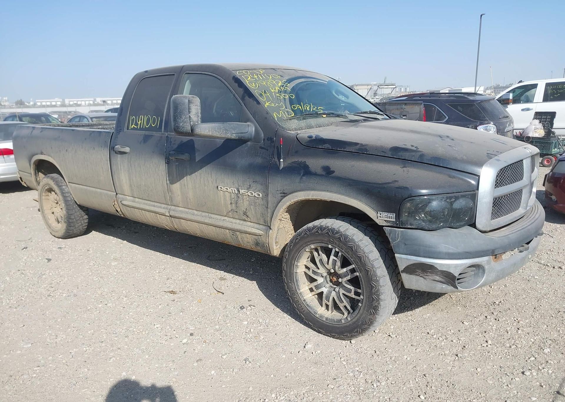 2004 DODGE RAM 1500 ST