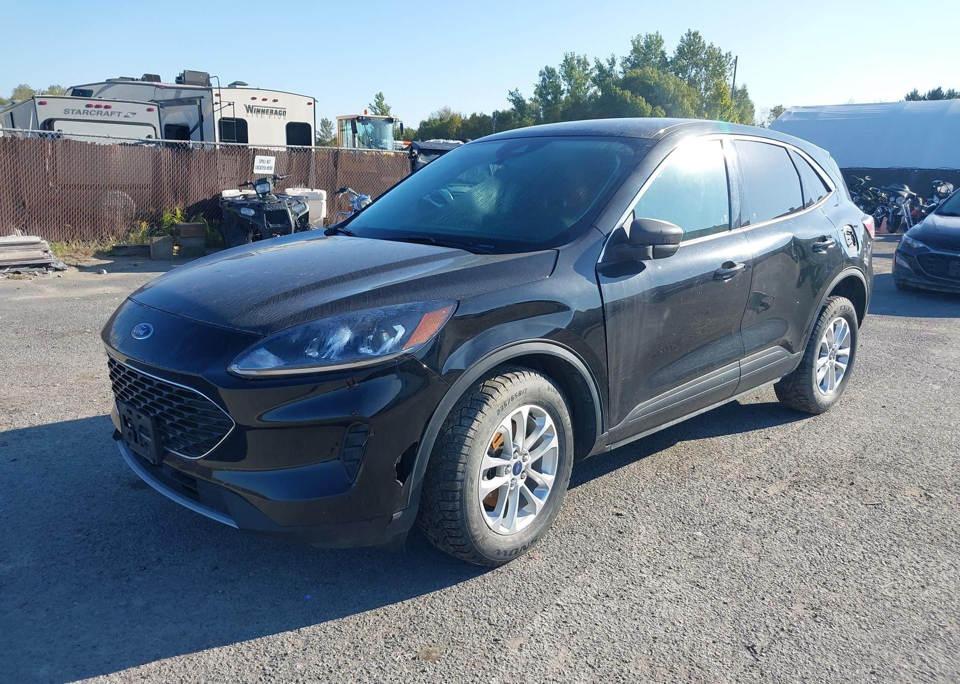 2022 FORD ESCAPE SE