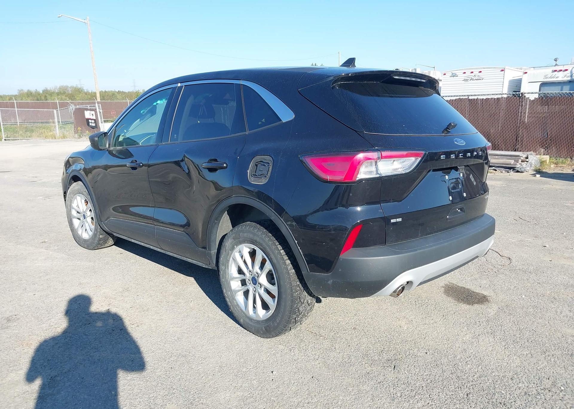 2022 FORD ESCAPE SE