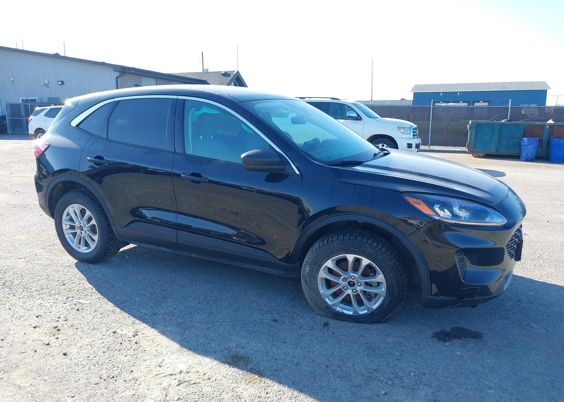 2022 FORD ESCAPE SE