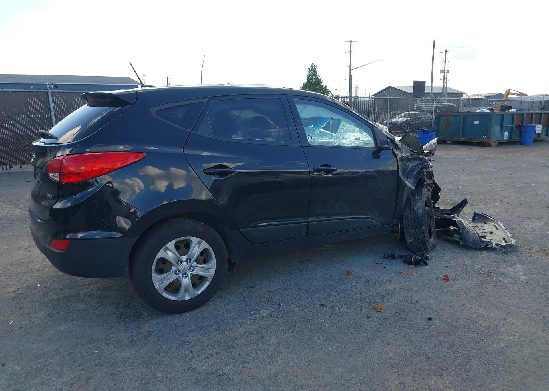 2015 HYUNDAI TUCSON