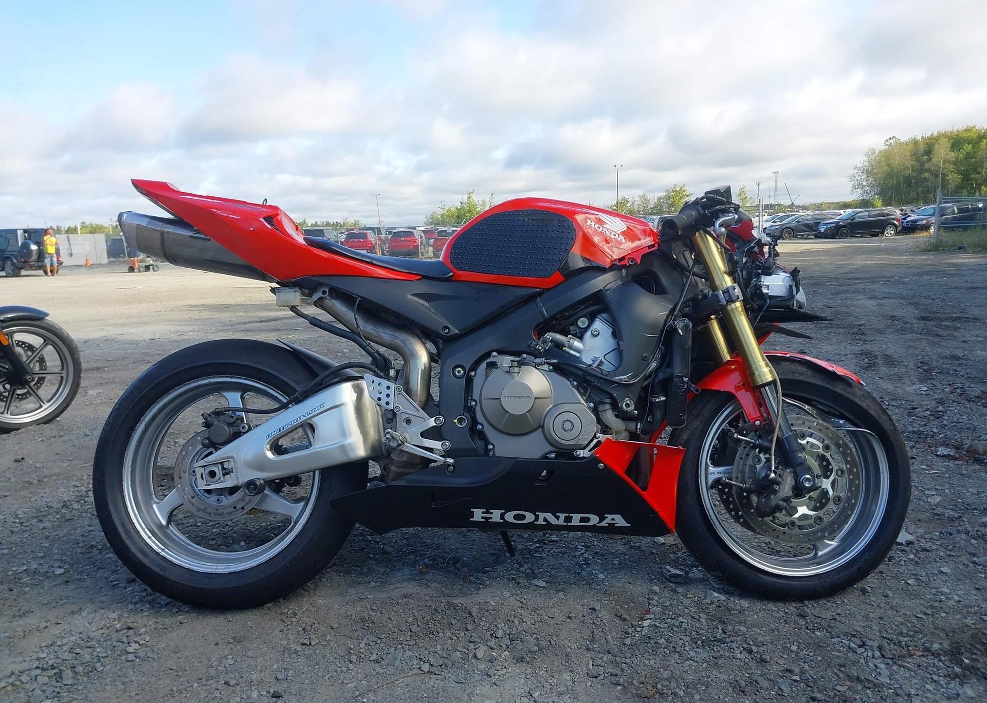 2005 HONDA CBR600 RR