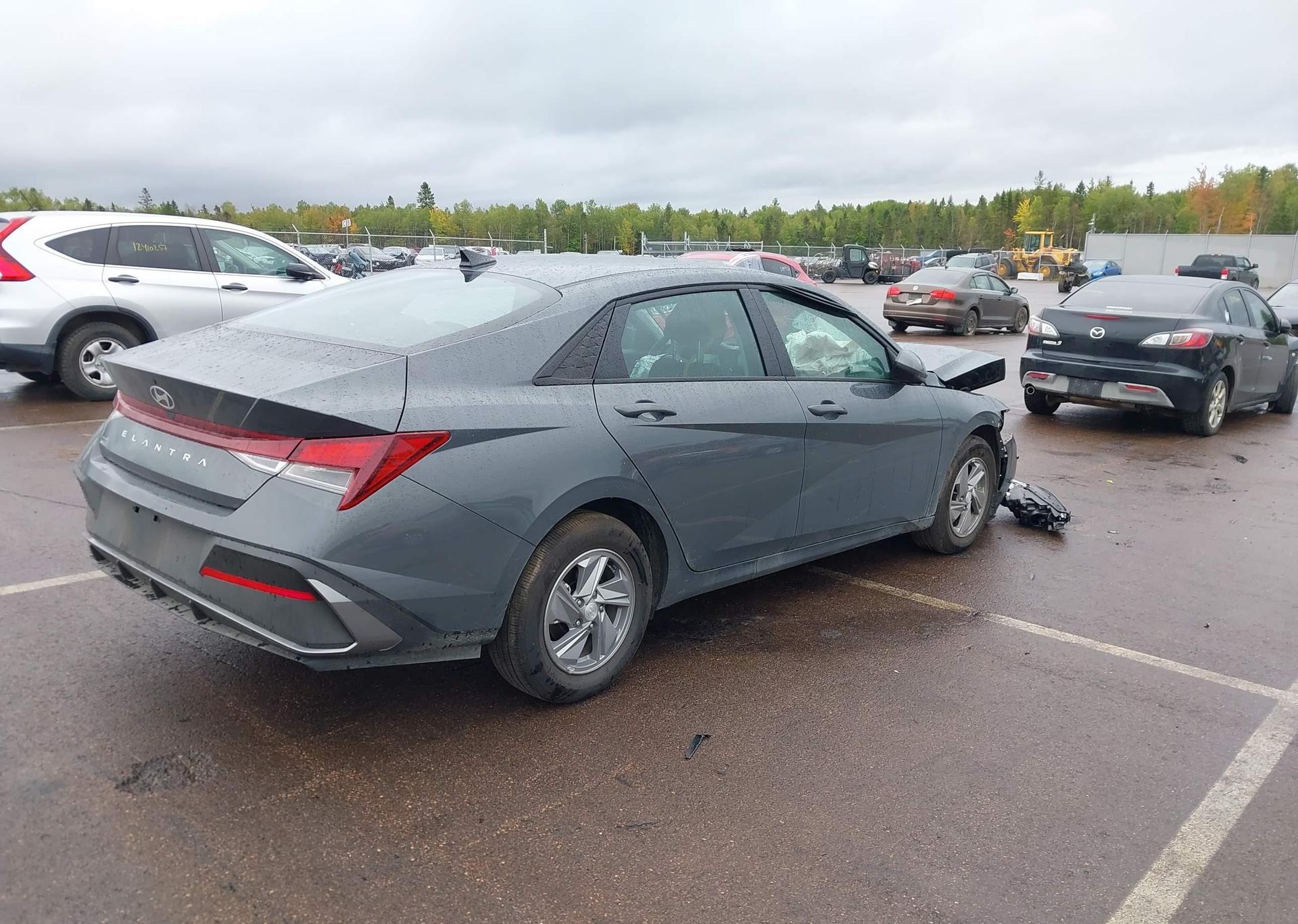2025 HYUNDAI ELANTRA ESSENTIAL