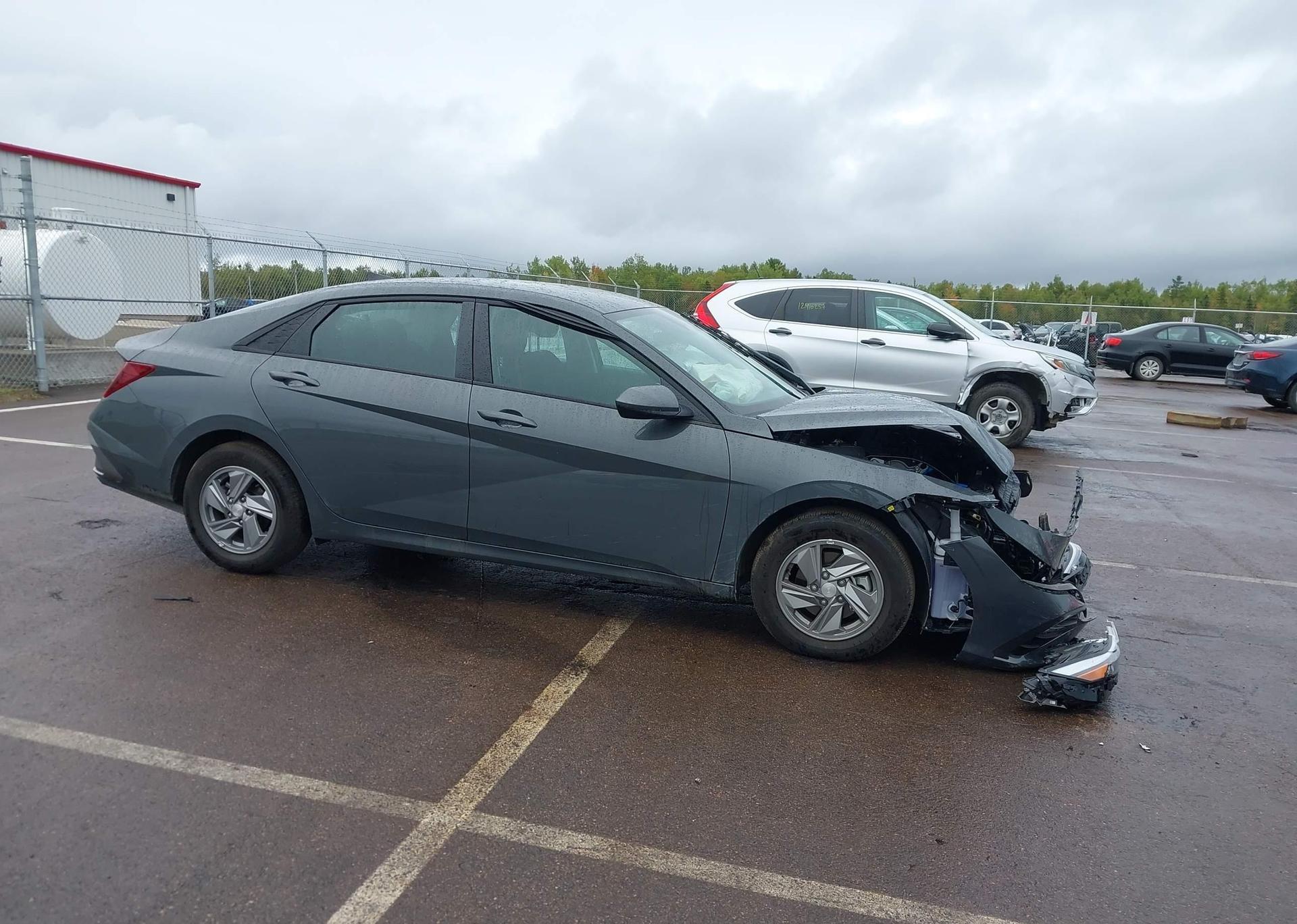 2025 HYUNDAI ELANTRA ESSENTIAL