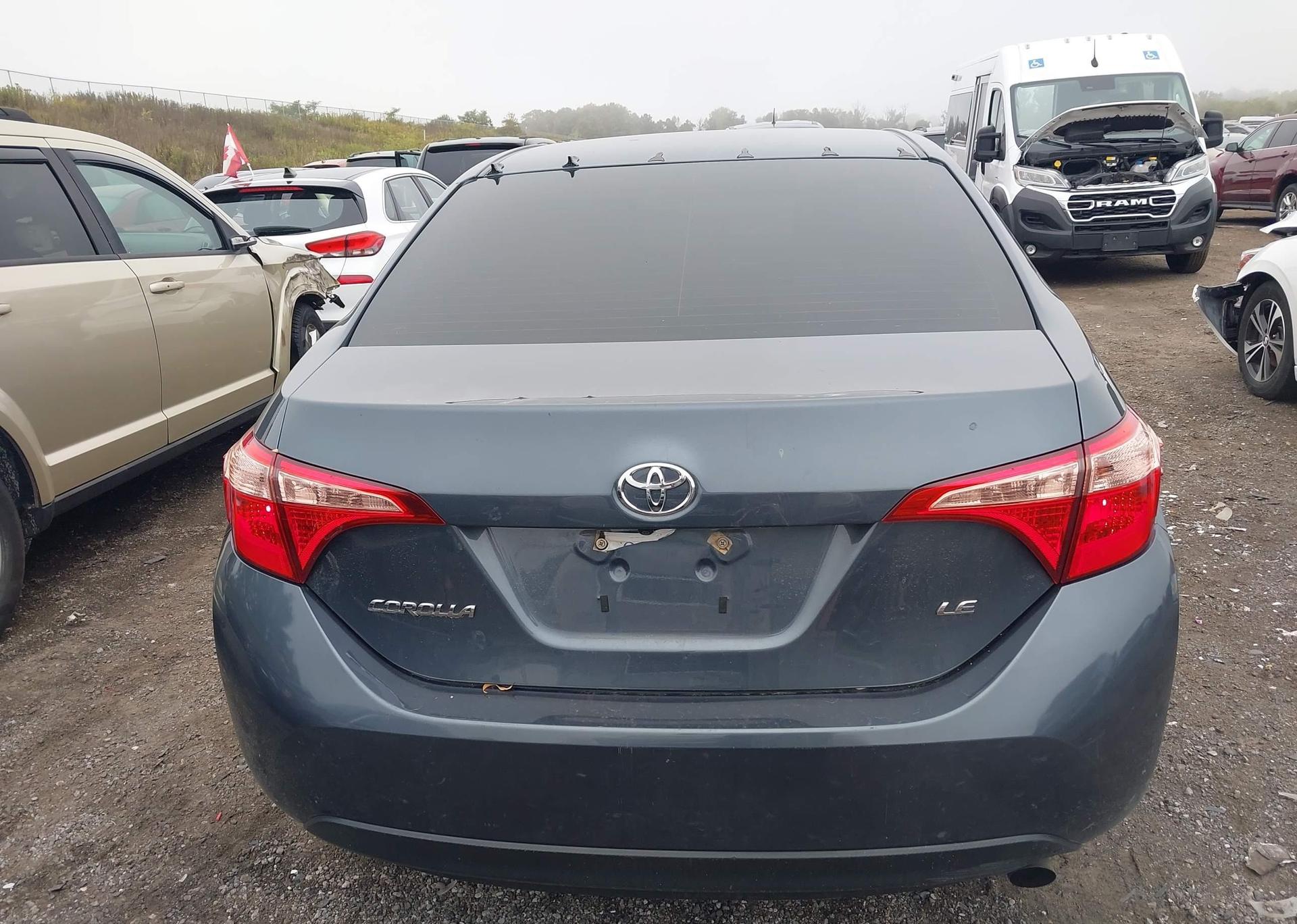 2018 TOYOTA COROLLA LE