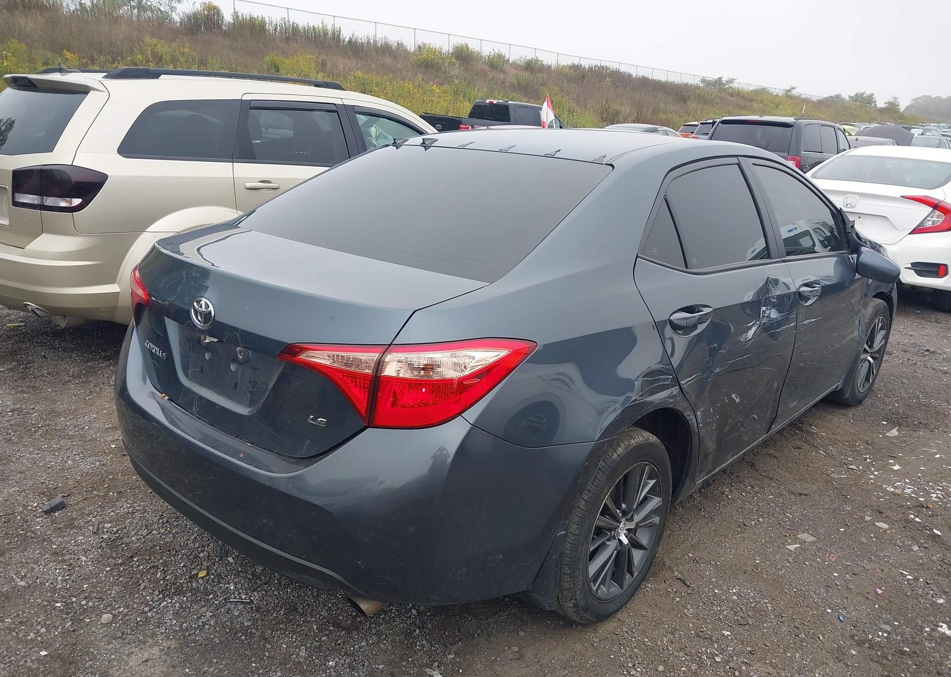 2018 TOYOTA COROLLA LE