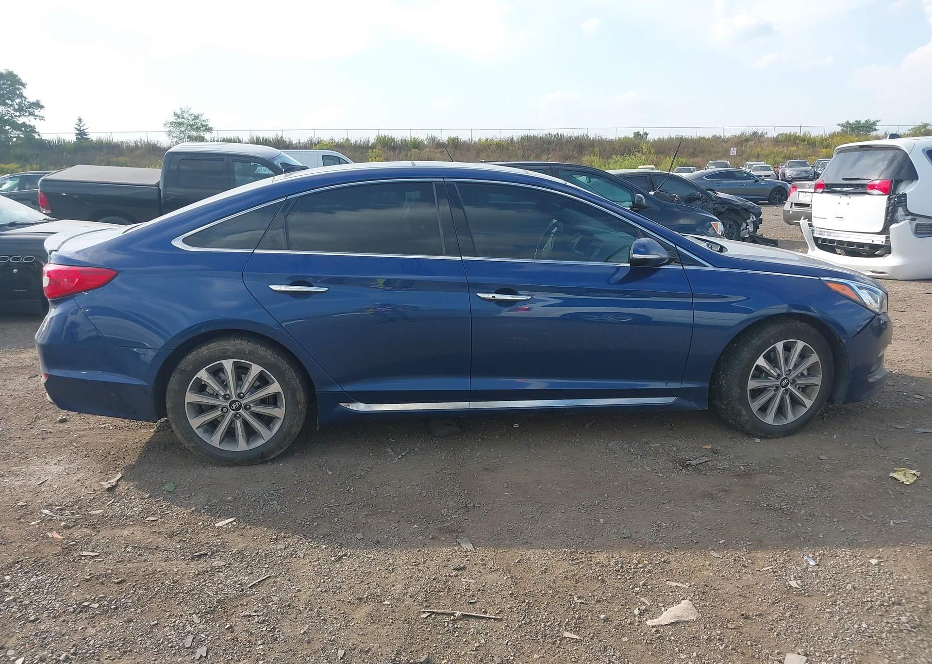 2016 HYUNDAI SONATA