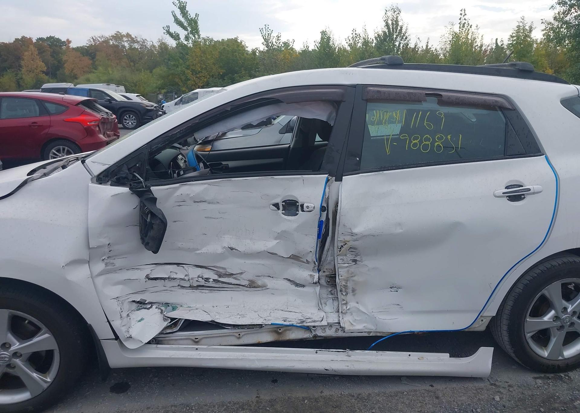2013 TOYOTA MATRIX