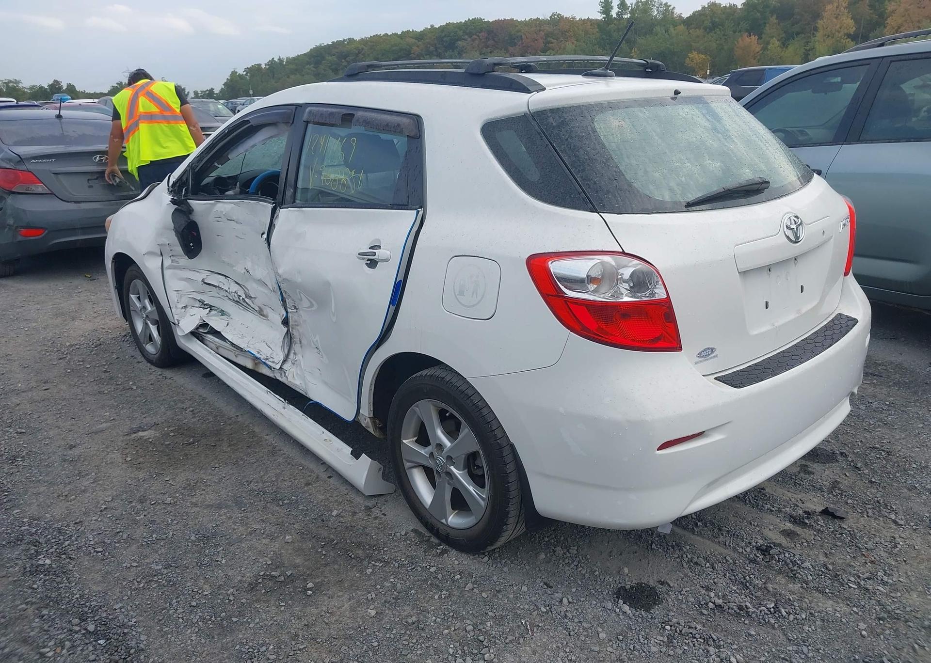 2013 TOYOTA MATRIX