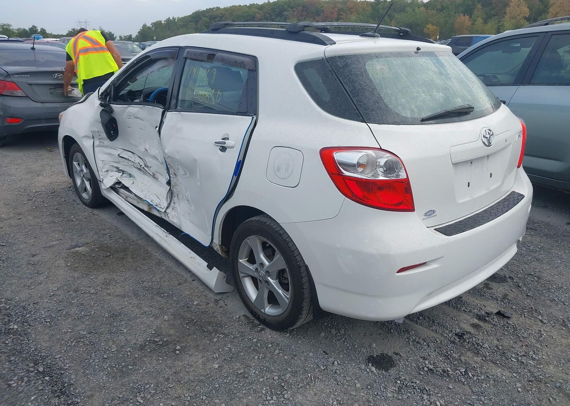 2013 TOYOTA MATRIX
