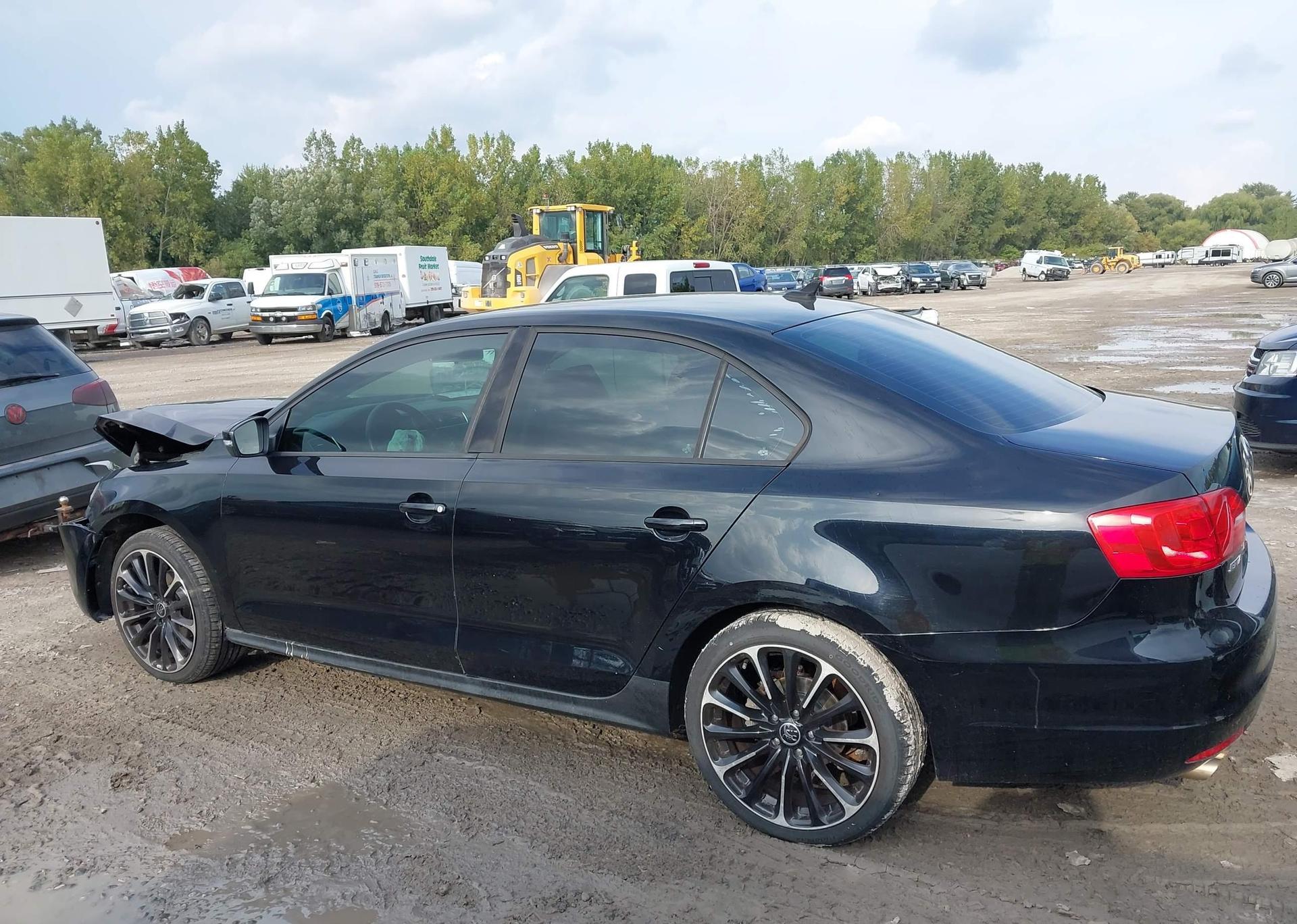 2014 VOLKSWAGEN JETTA