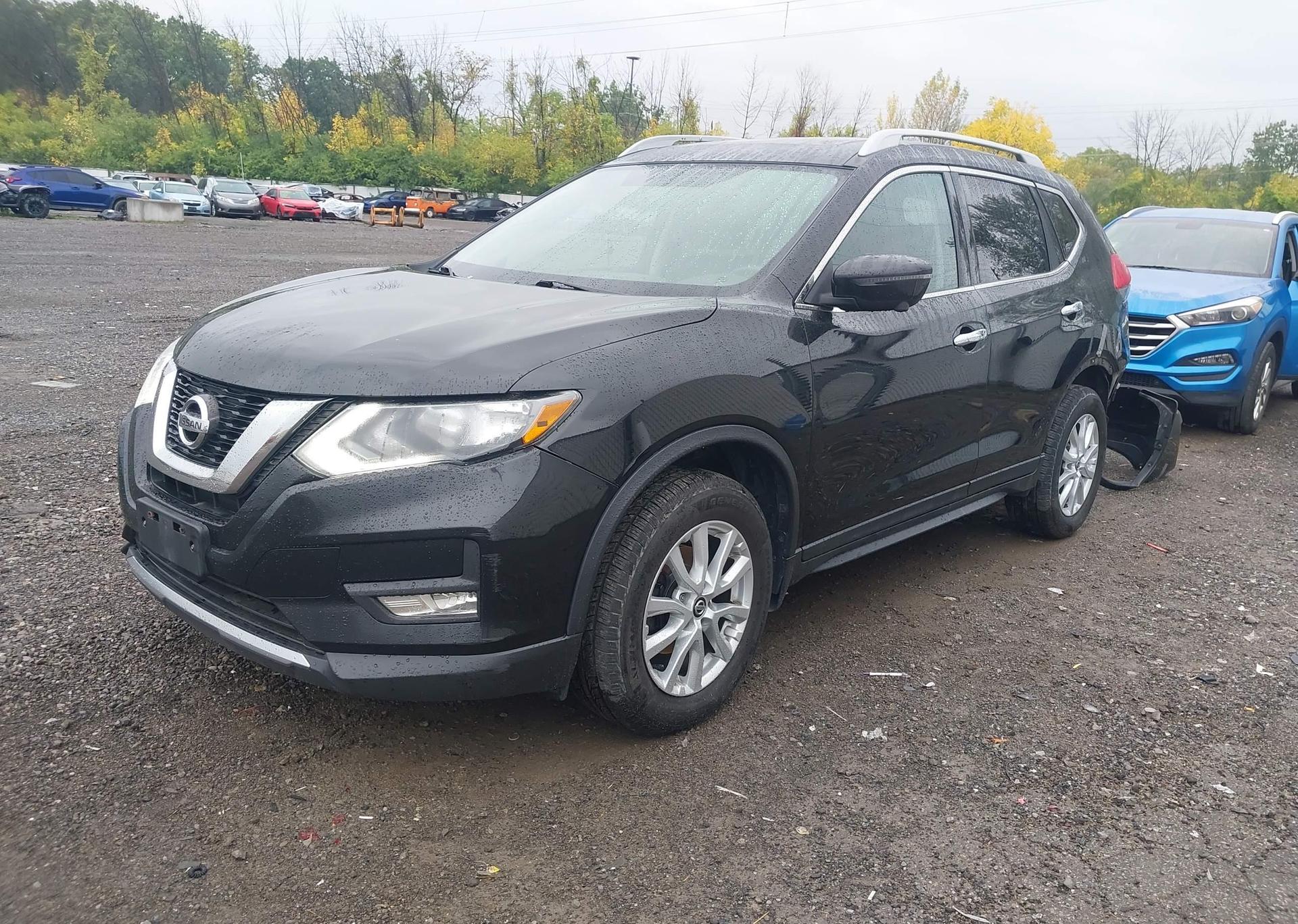 2017 NISSAN ROGUE