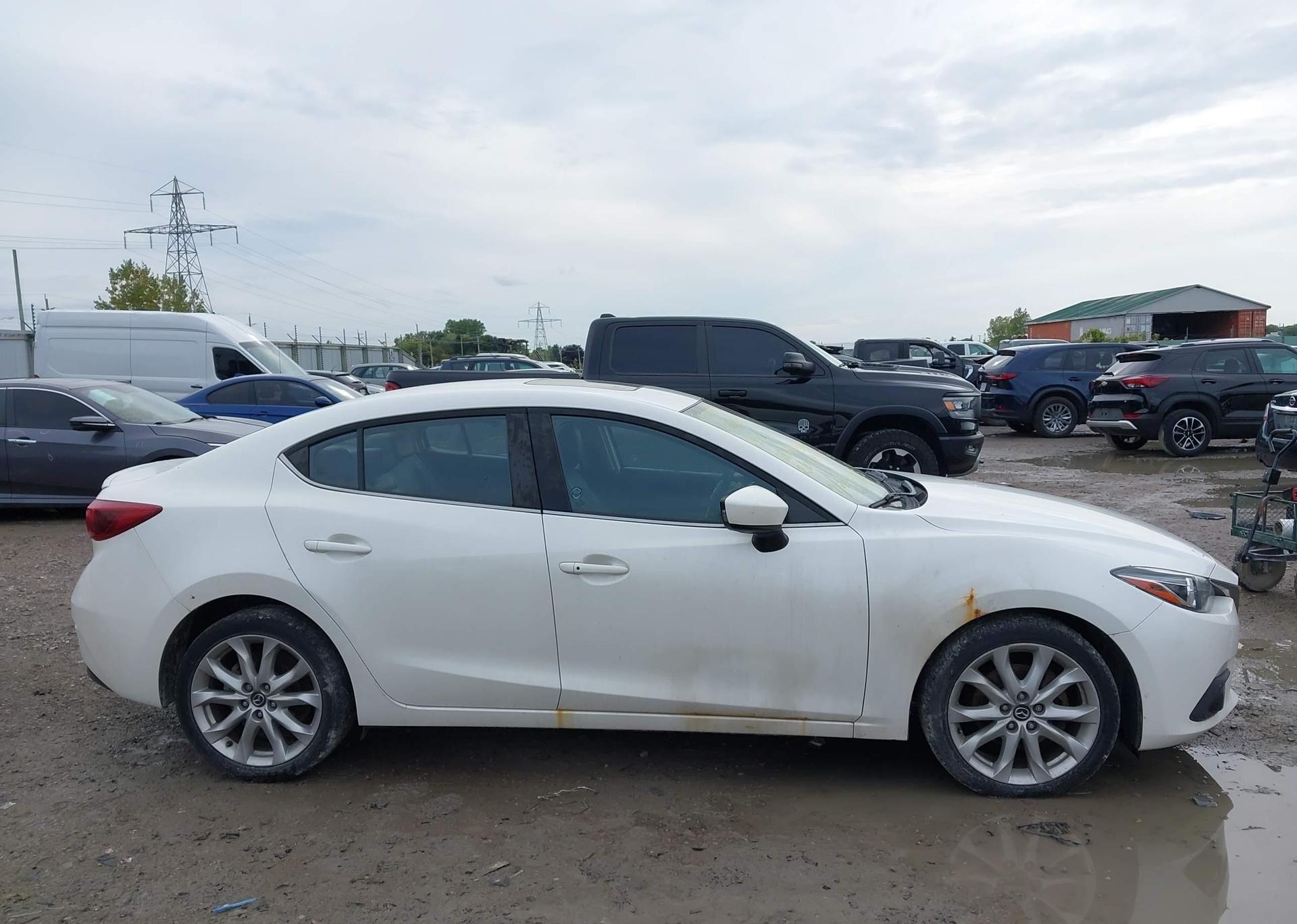 2014 MAZDA MAZDA3 GT-SKY