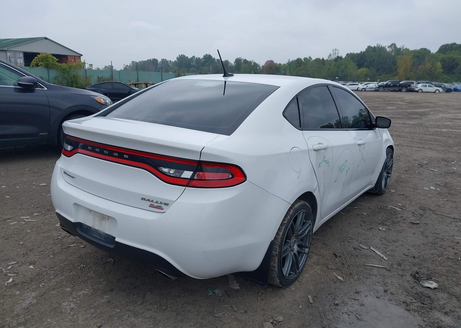 2014 DODGE DART SXT