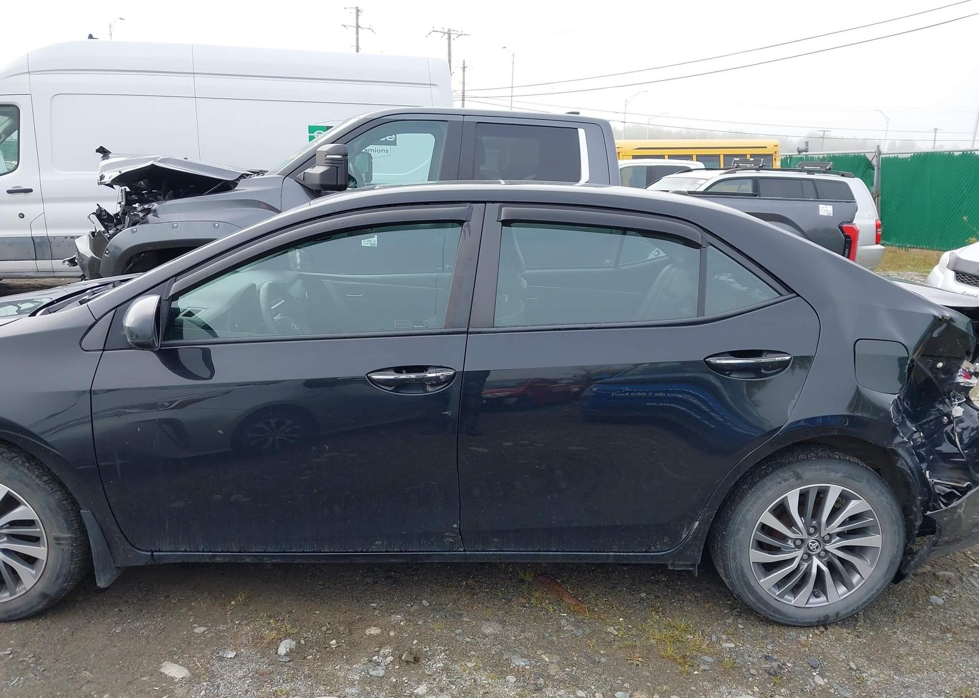 2018 TOYOTA COROLLA LE