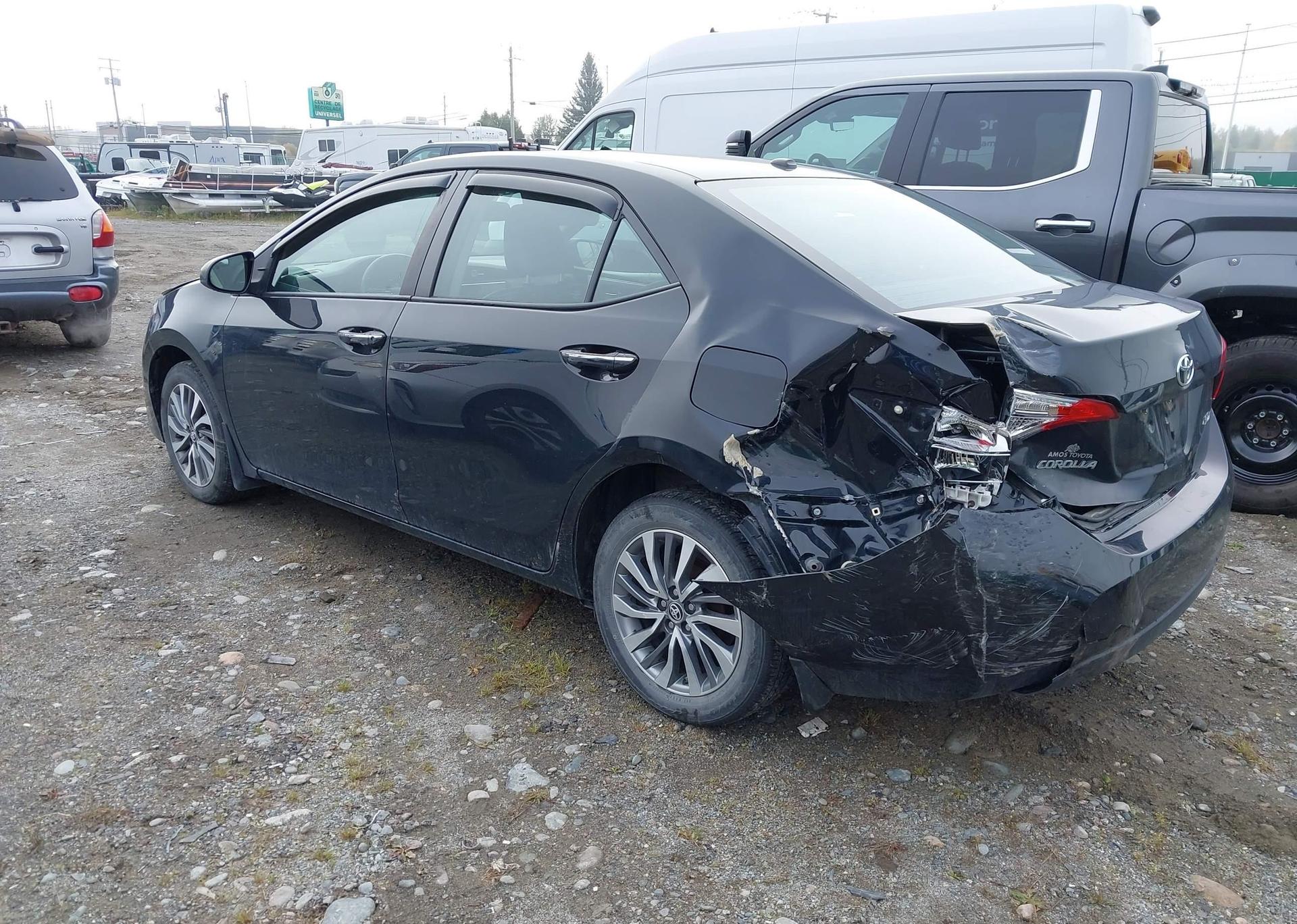 2018 TOYOTA COROLLA LE