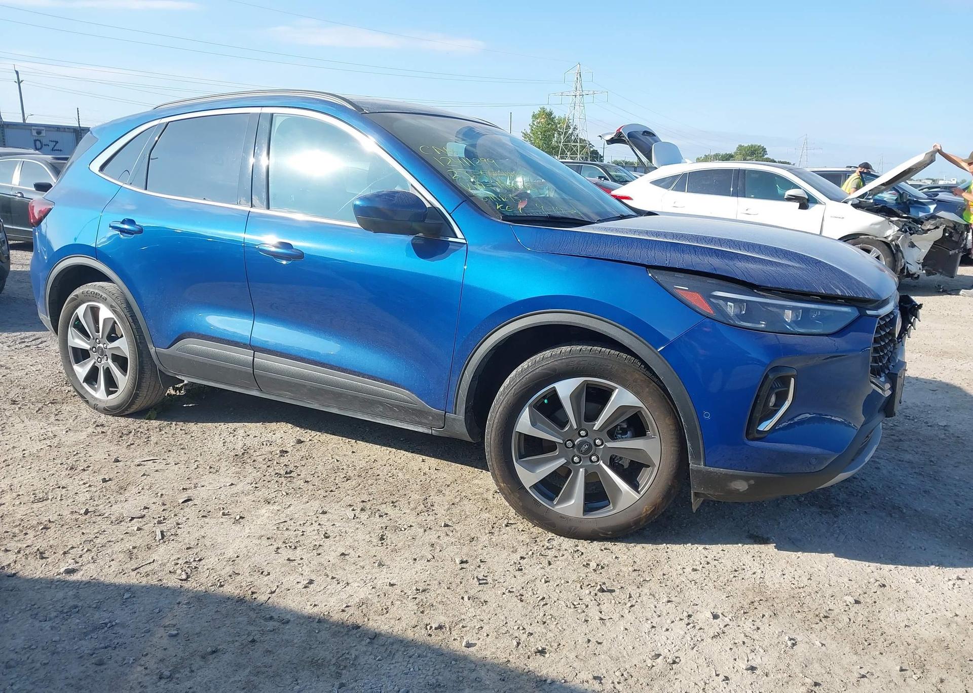 2023 FORD ESCAPE PLATINUM