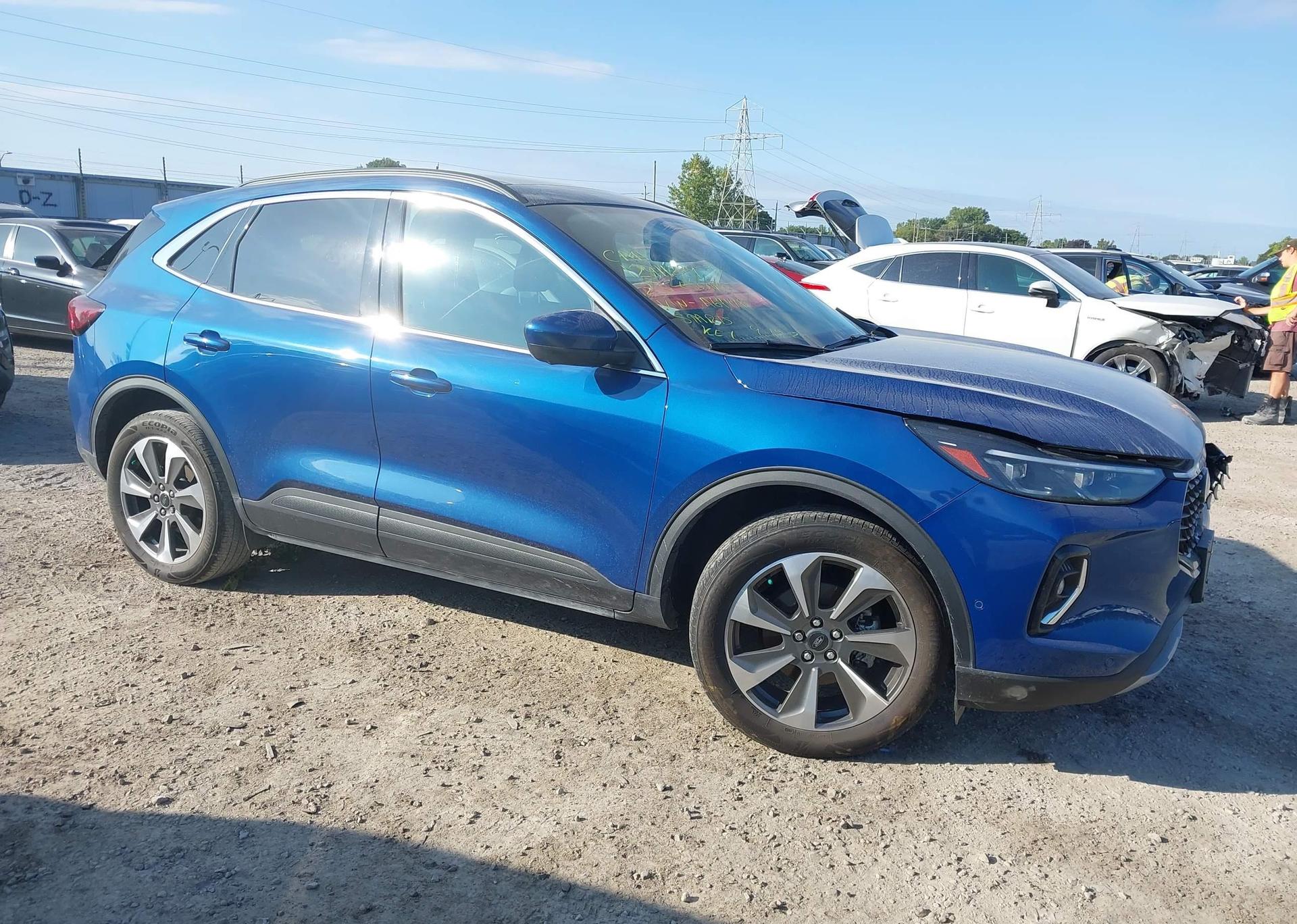 2023 FORD ESCAPE PLATINUM