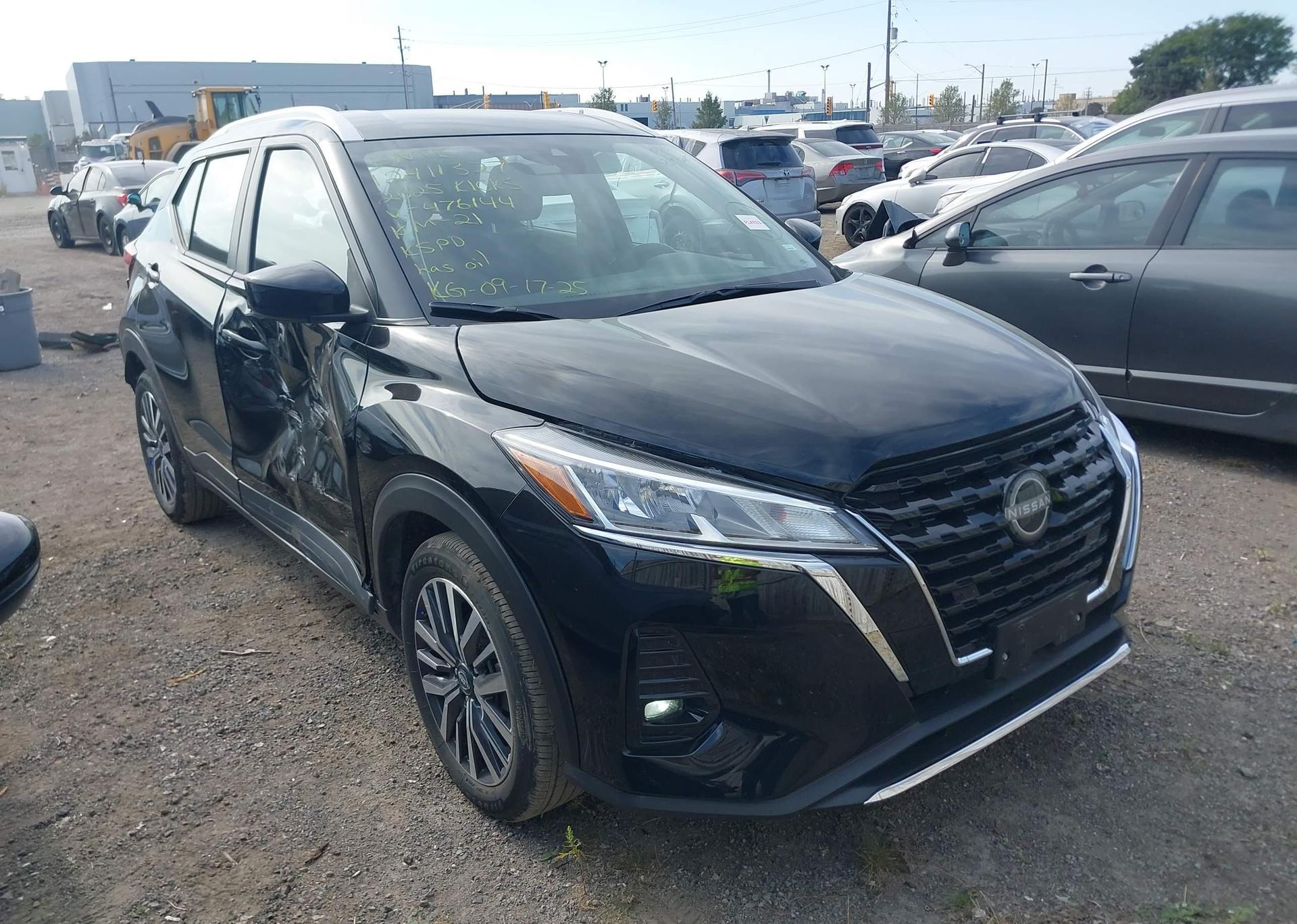 2025 NISSAN KICKS PLAY SV