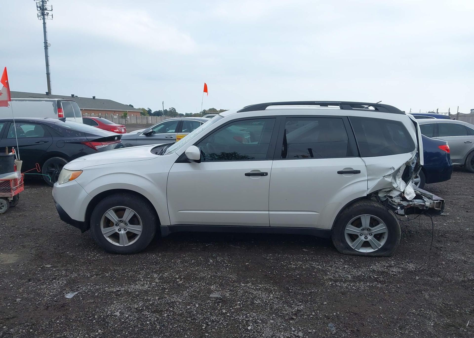 2010 SUBARU FORESTER XS