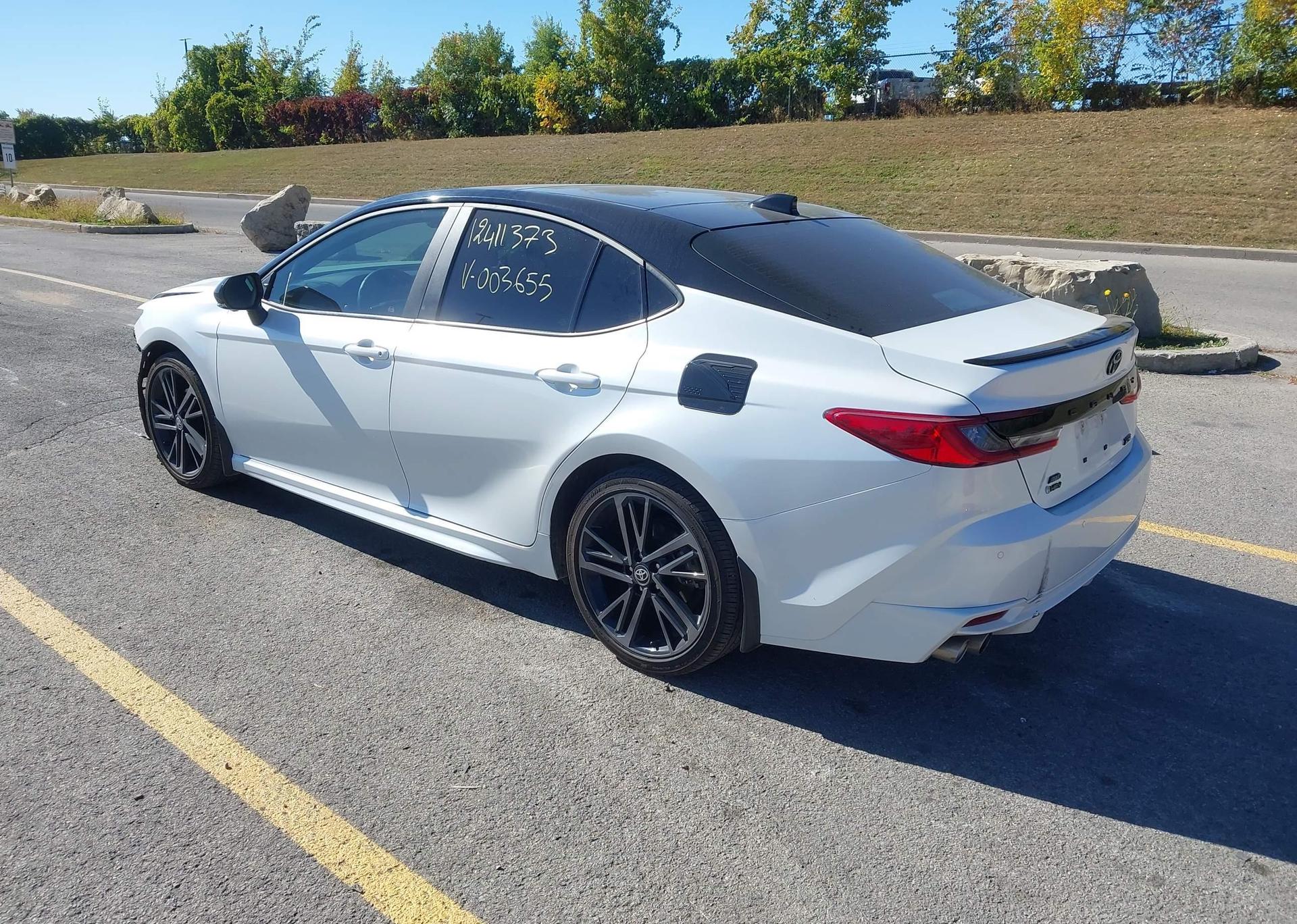2025 TOYOTA CAMRY XSE