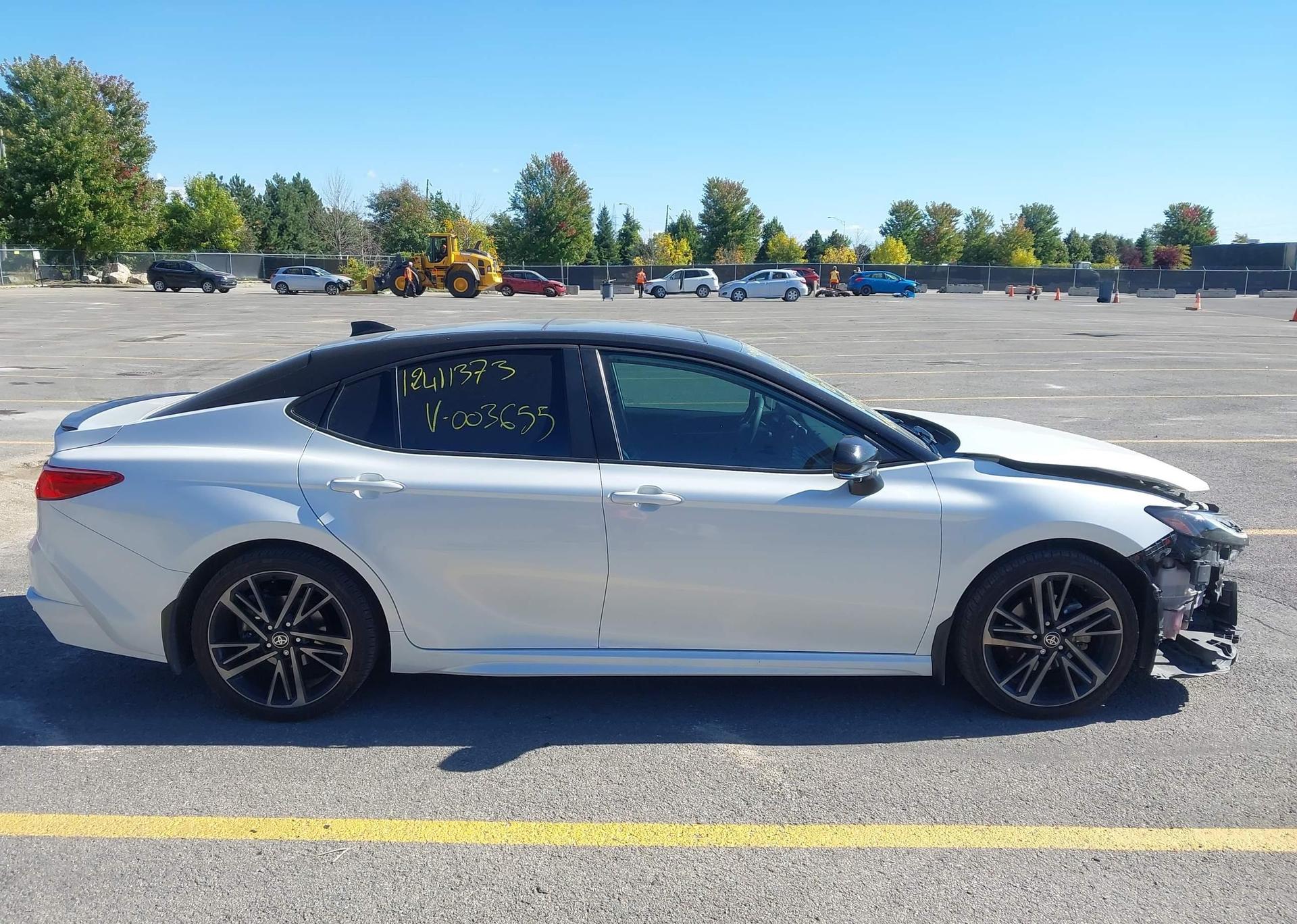 2025 TOYOTA CAMRY XSE