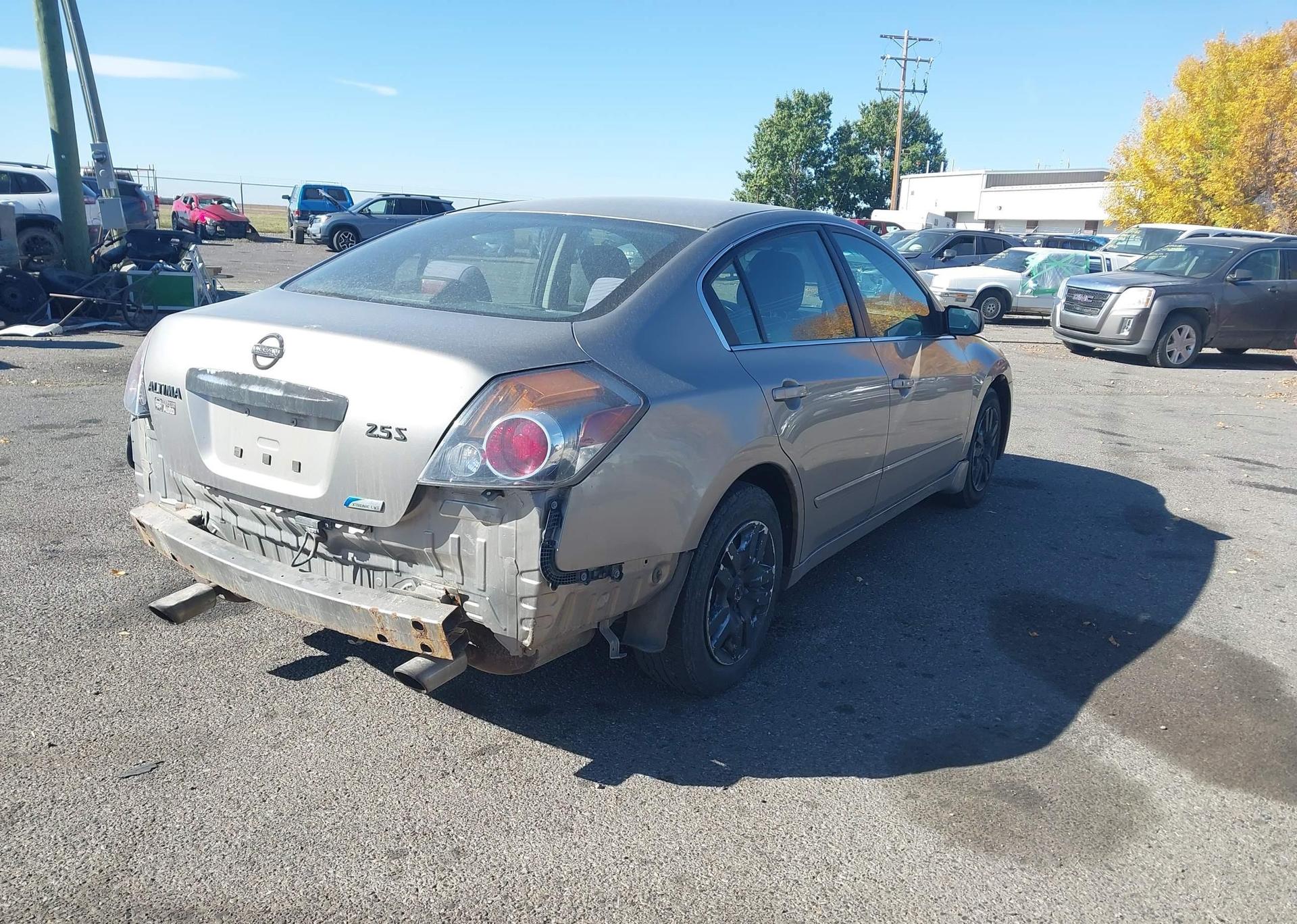 2011 NISSAN Altima S