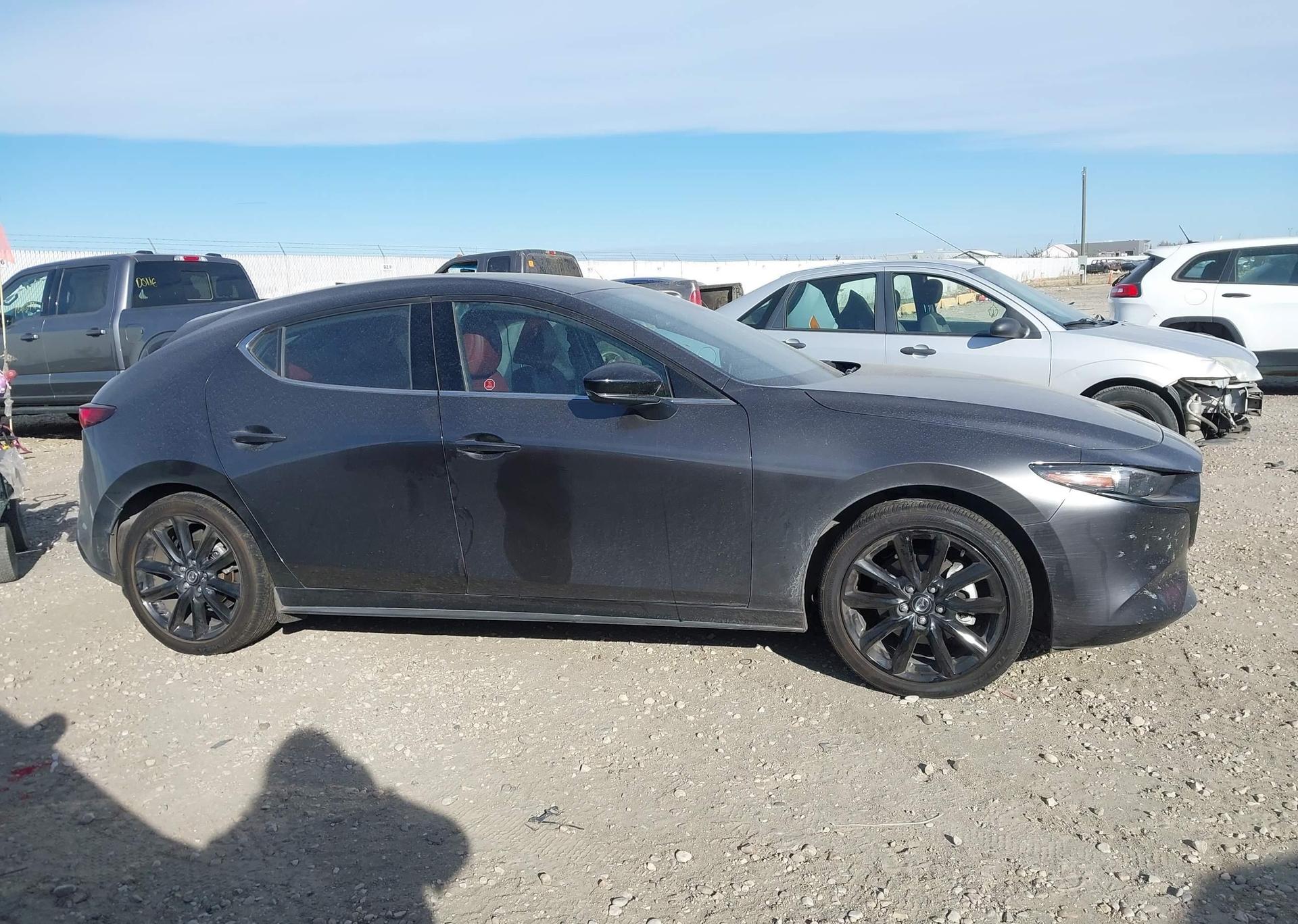 2024 MAZDA MAZDA3 GT W