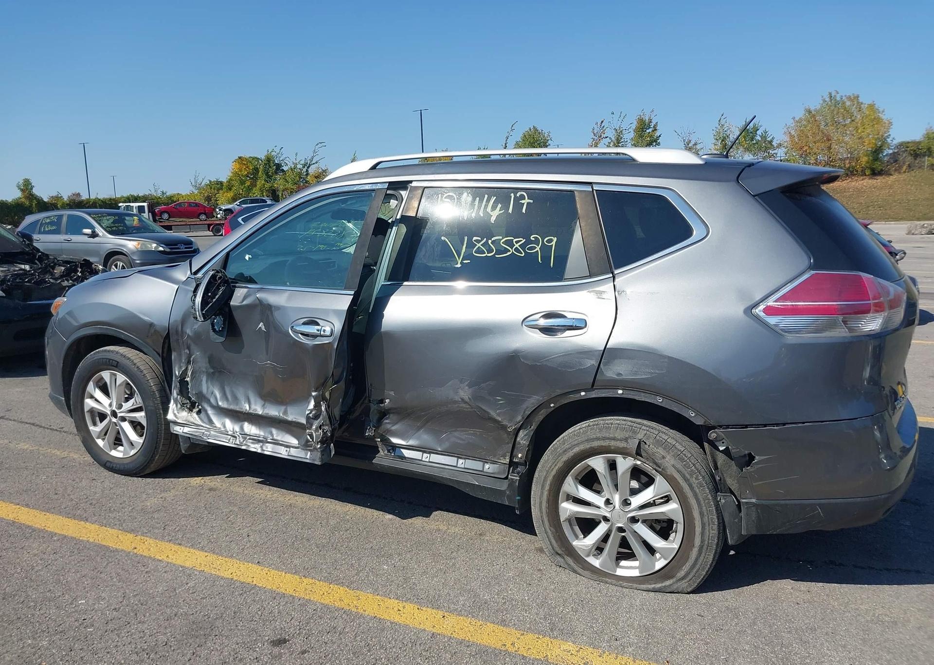 2016 NISSAN ROGUE S