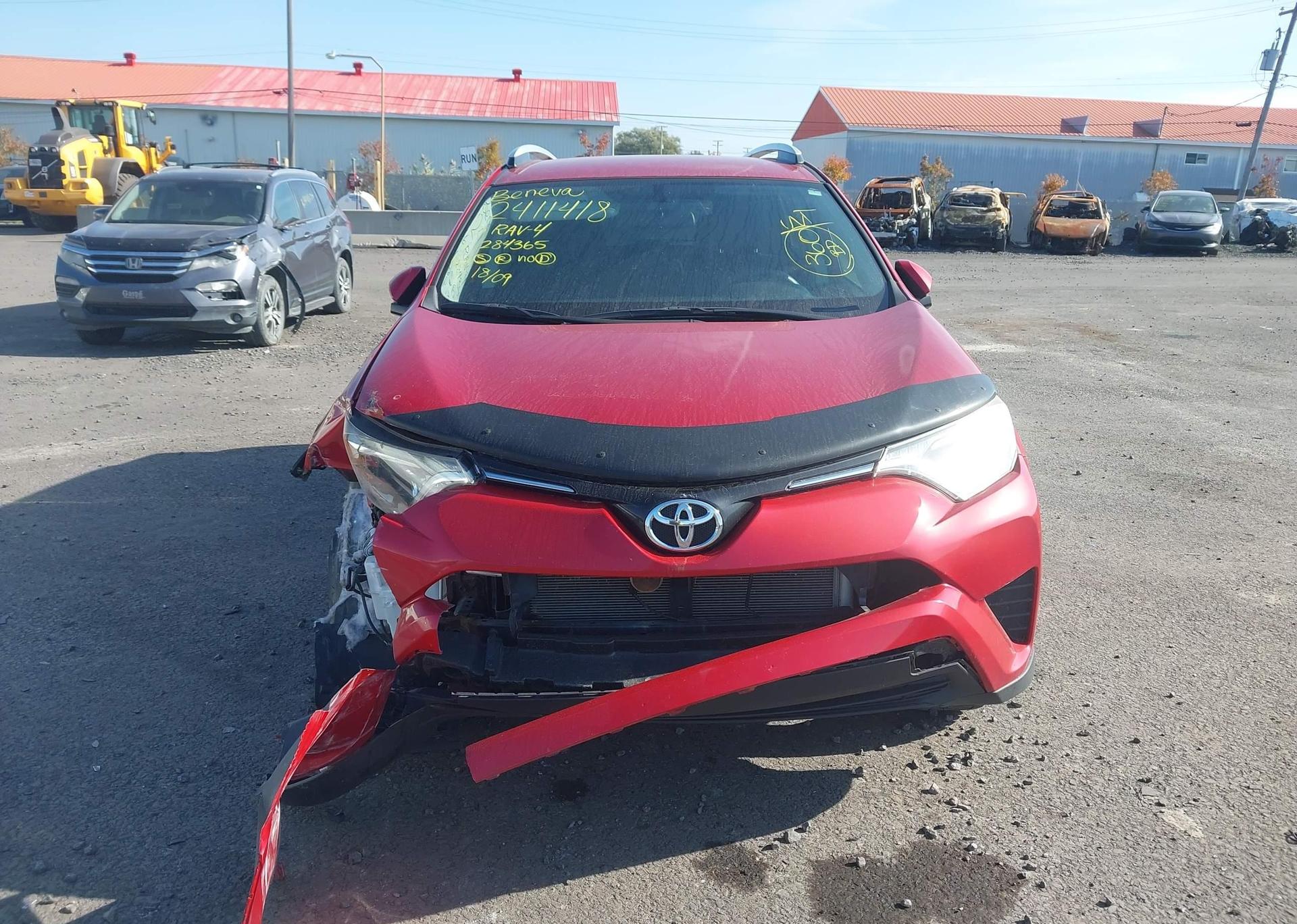 2016 TOYOTA RAV4 LE