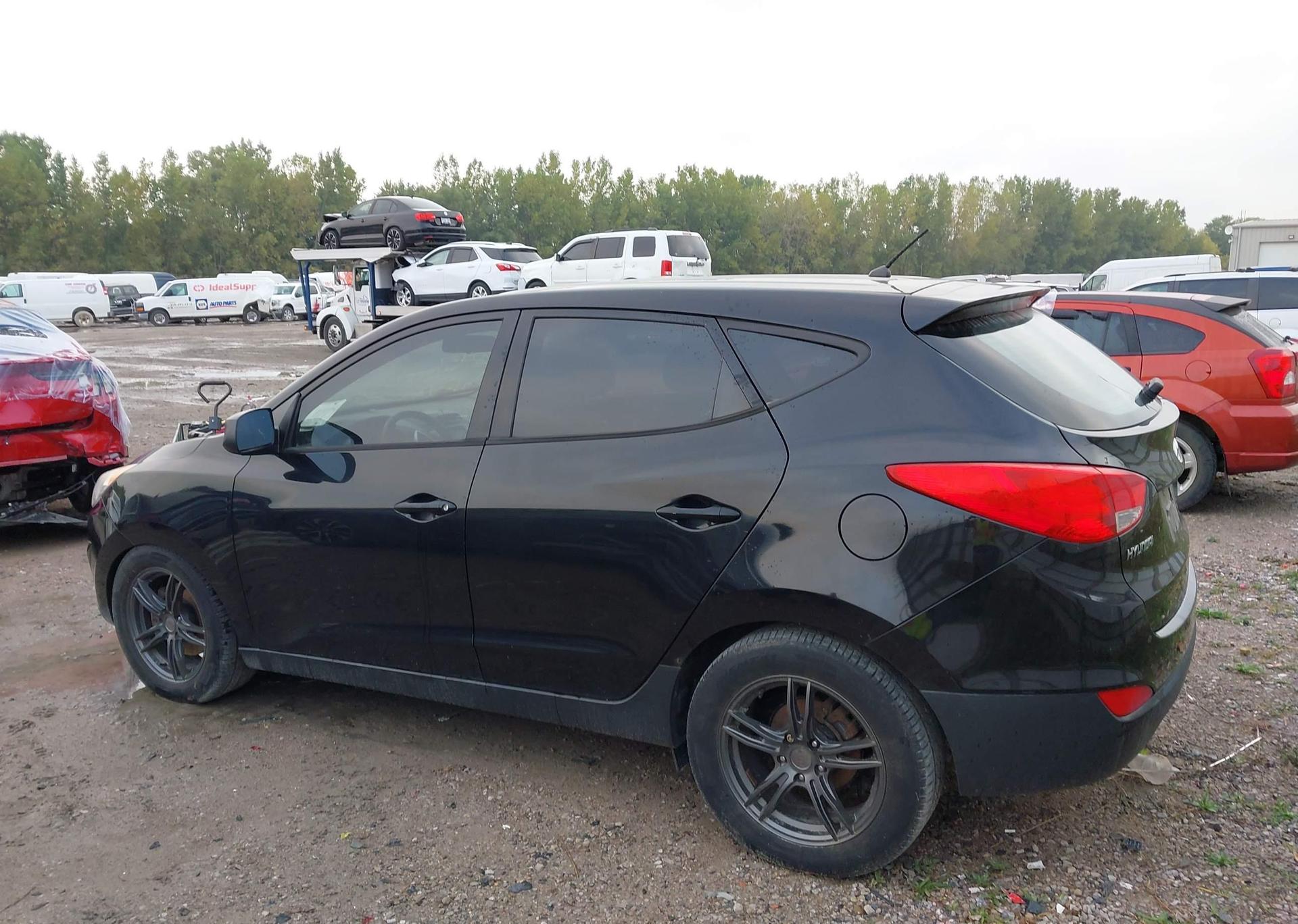 2012 HYUNDAI TUCSON GL