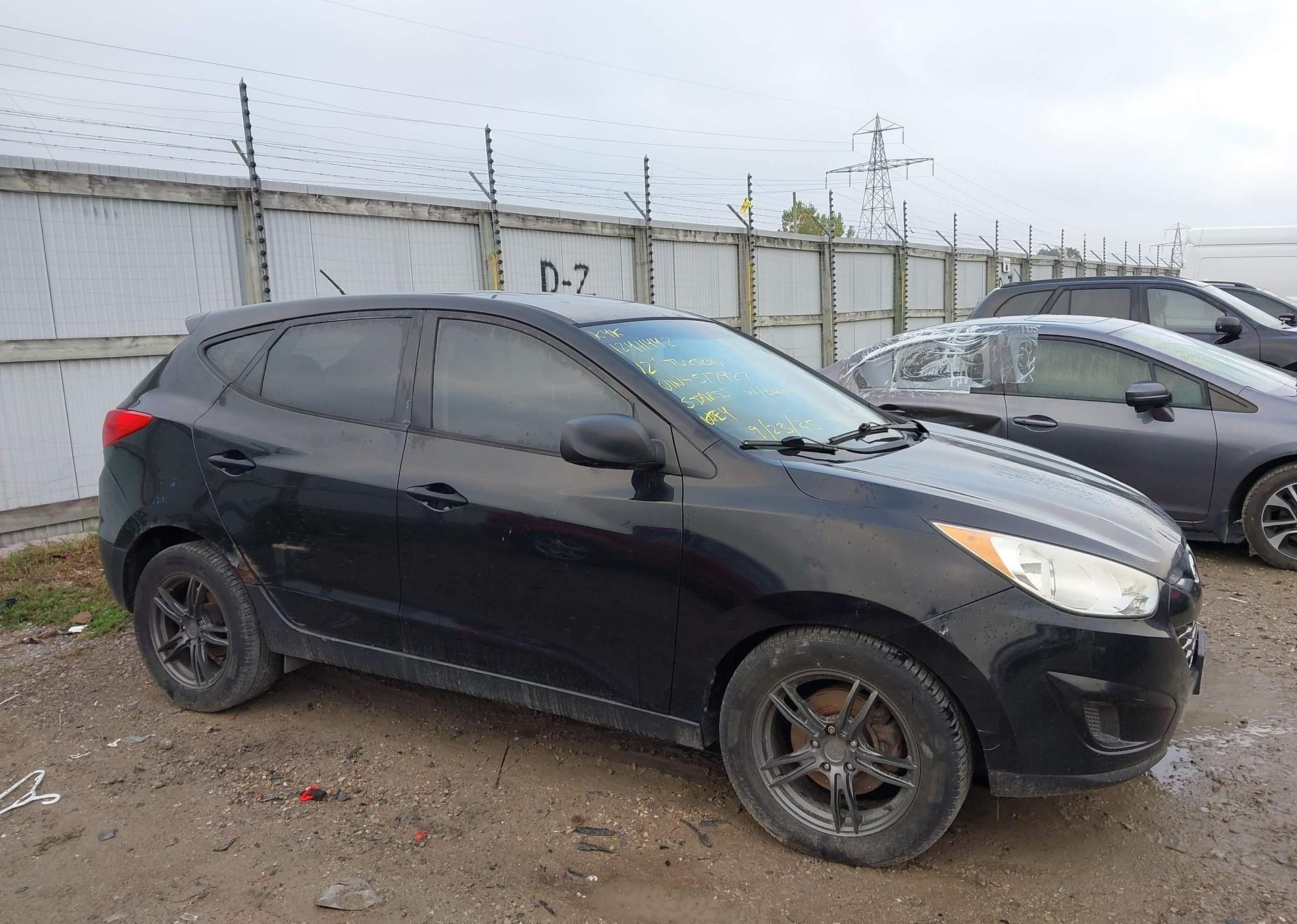 2012 HYUNDAI TUCSON GL