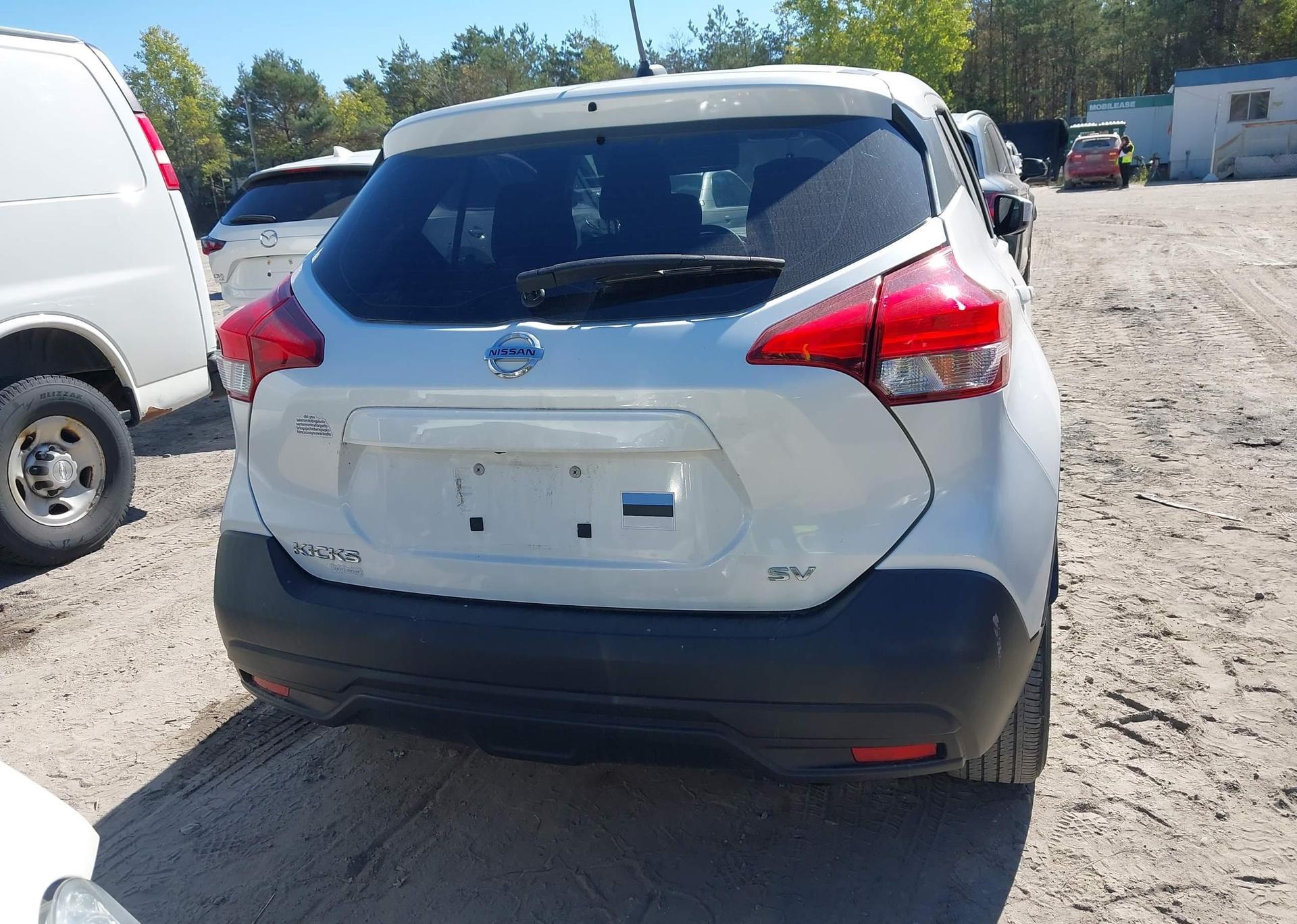 2018 NISSAN KICKS S