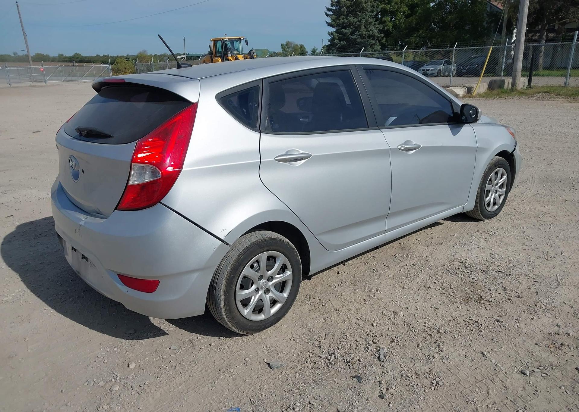2014 HYUNDAI ACCENT GLS