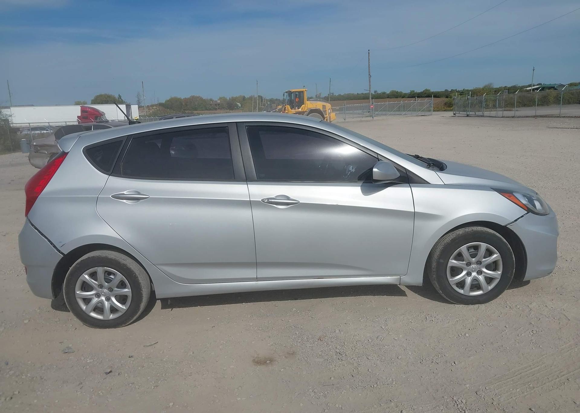 2014 HYUNDAI ACCENT GLS