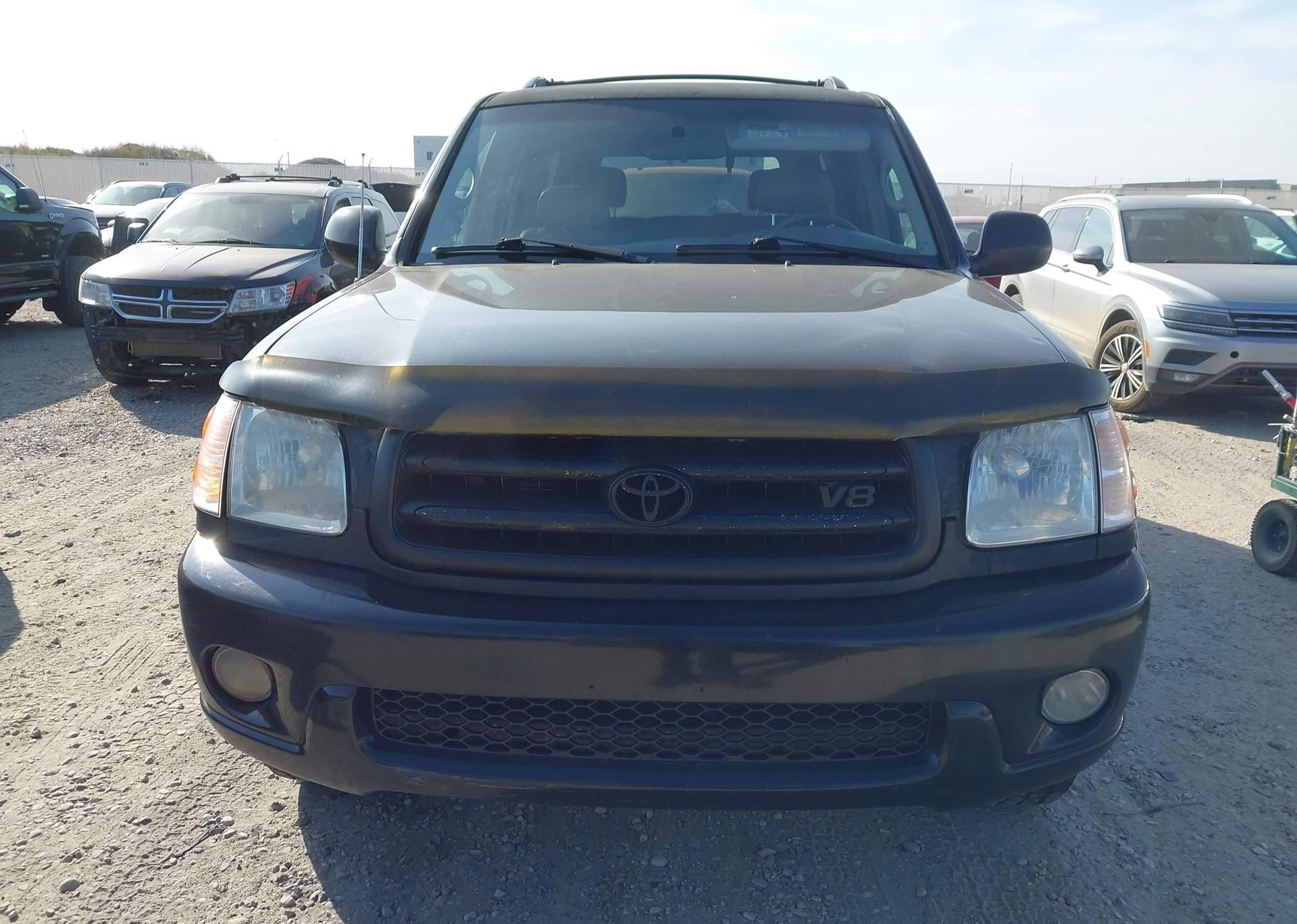 2001 TOYOTA SEQUOIA LIMITED V8