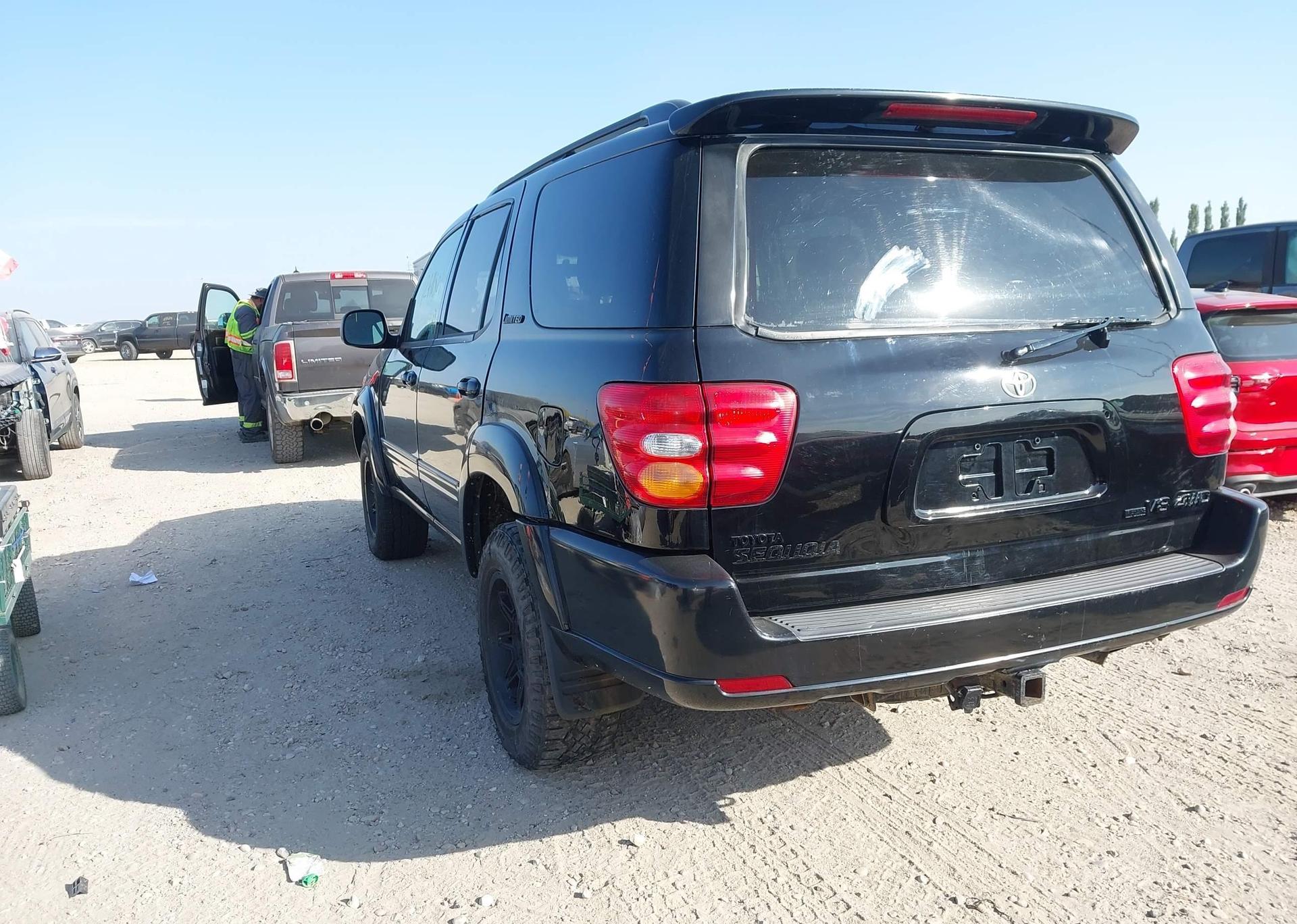 2001 TOYOTA SEQUOIA LIMITED V8