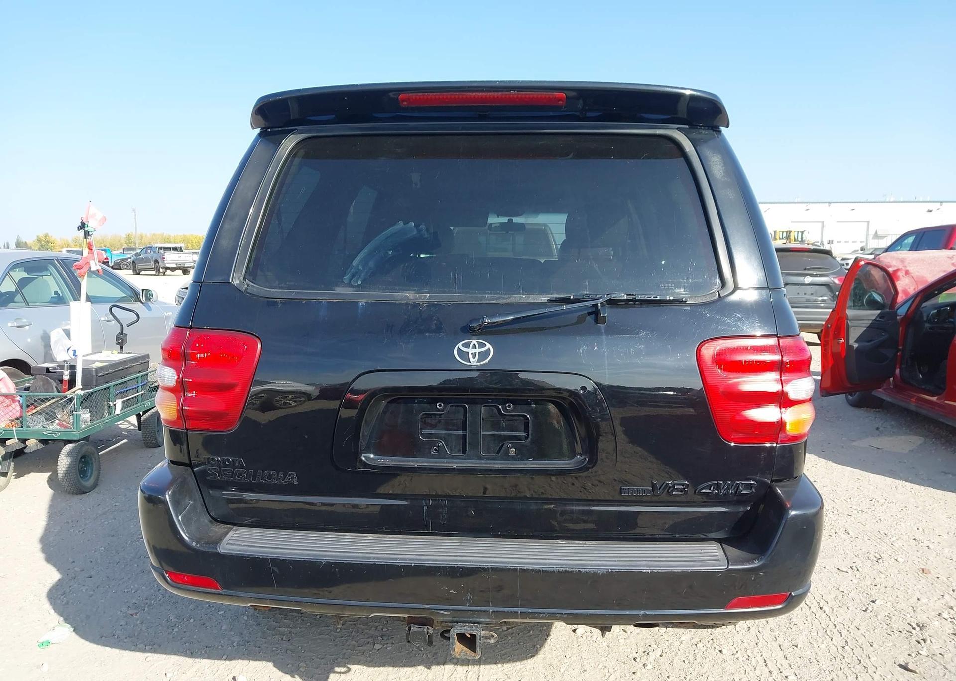 2001 TOYOTA SEQUOIA LIMITED V8
