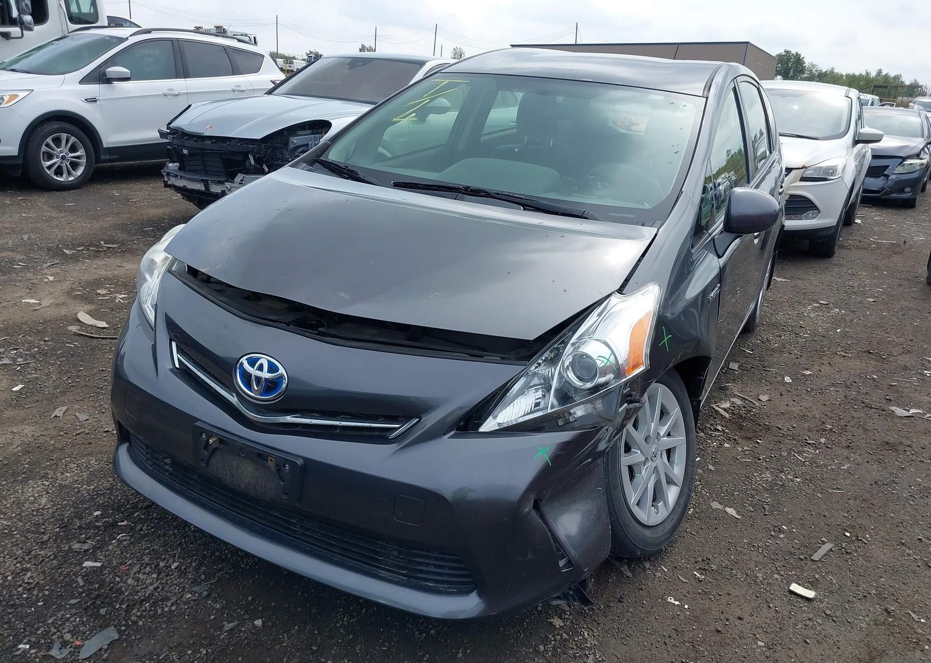 2014 TOYOTA PRIUS V