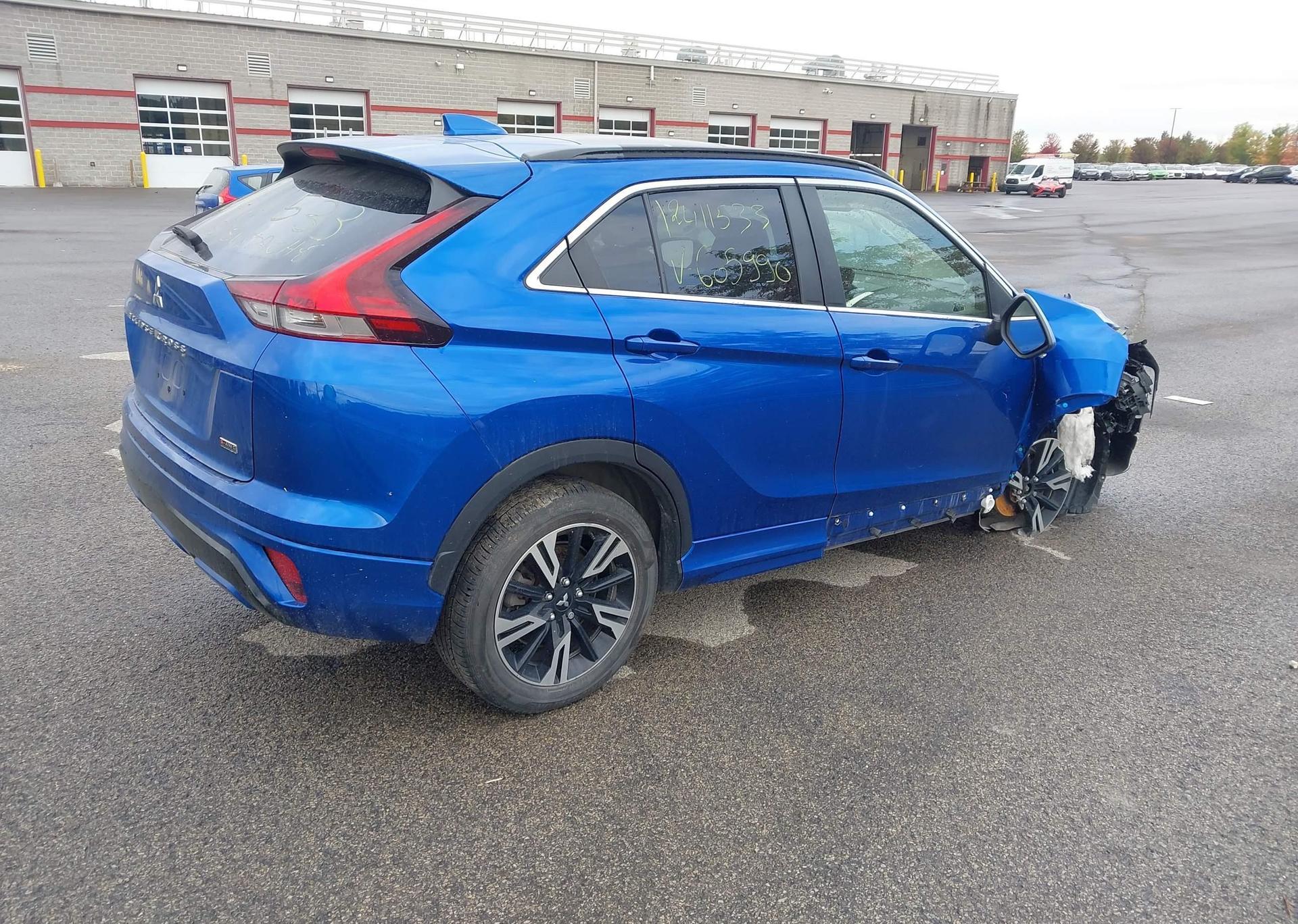 2023 MITSUBISHI ECLIPSE CROSS LE