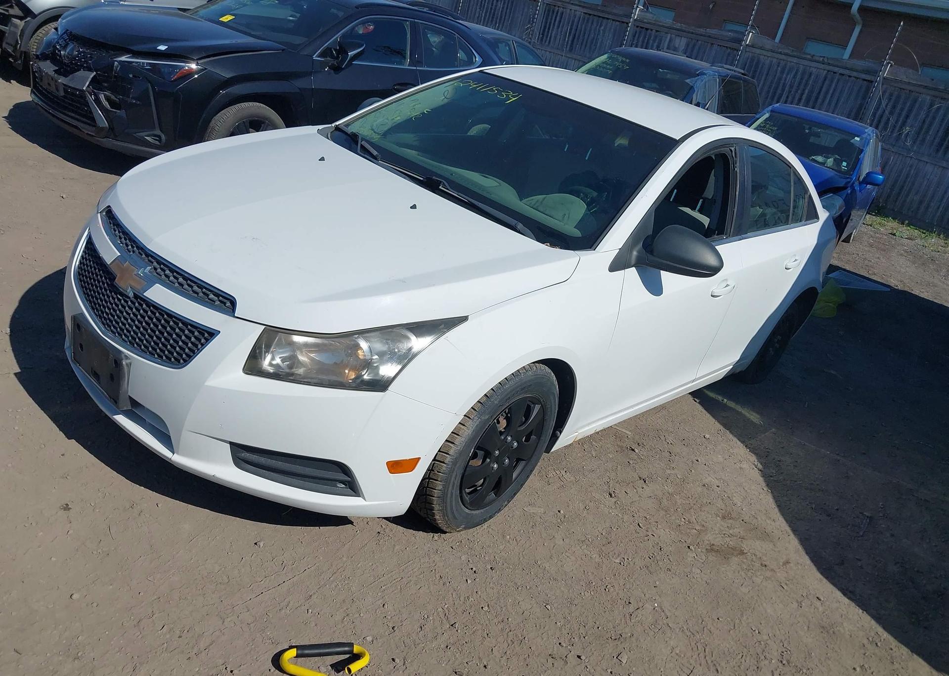 2011 CHEVROLET CRUZE