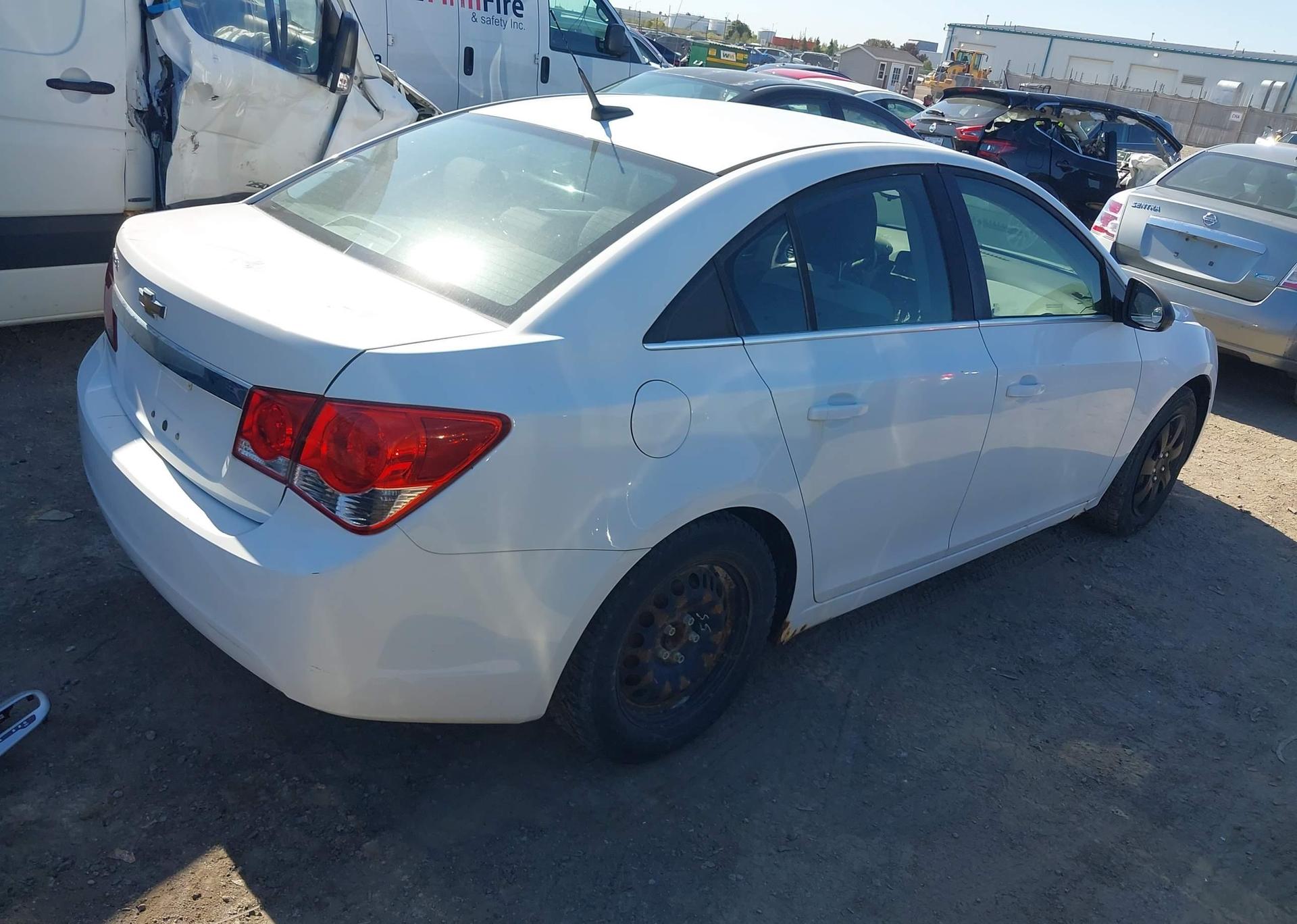 2011 CHEVROLET CRUZE