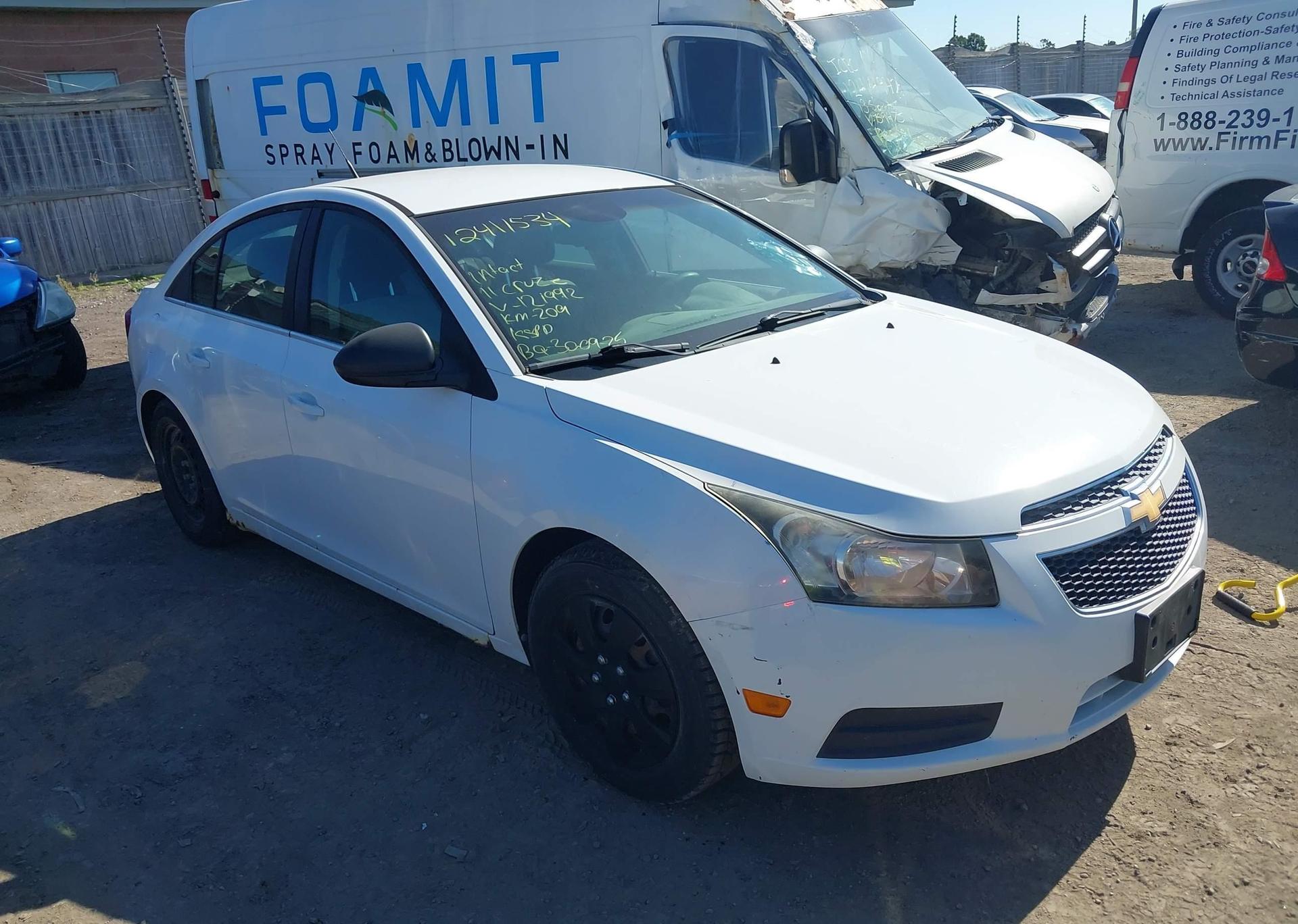 2011 CHEVROLET CRUZE