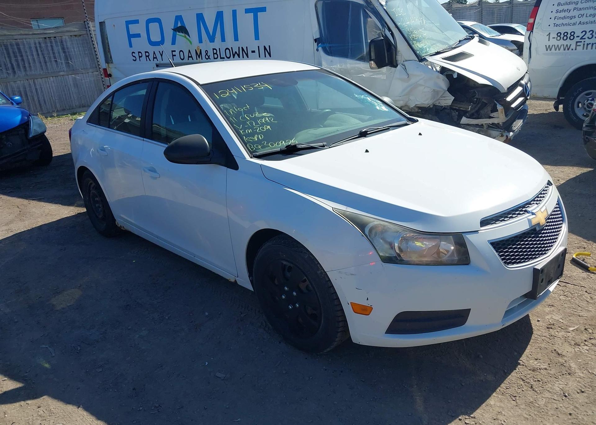 2011 CHEVROLET CRUZE