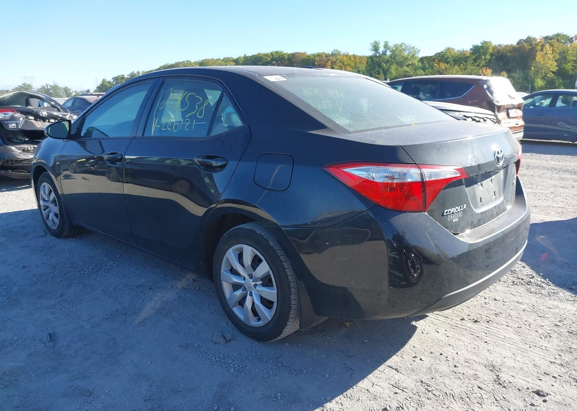 2015 TOYOTA COROLLA LE