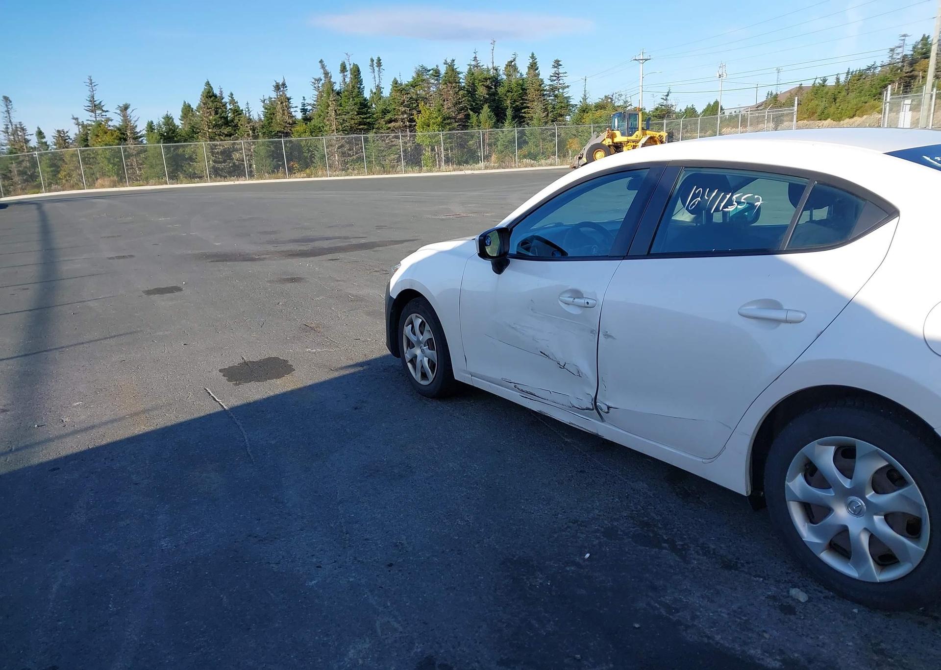 2015 MAZDA MAZDA3 GX